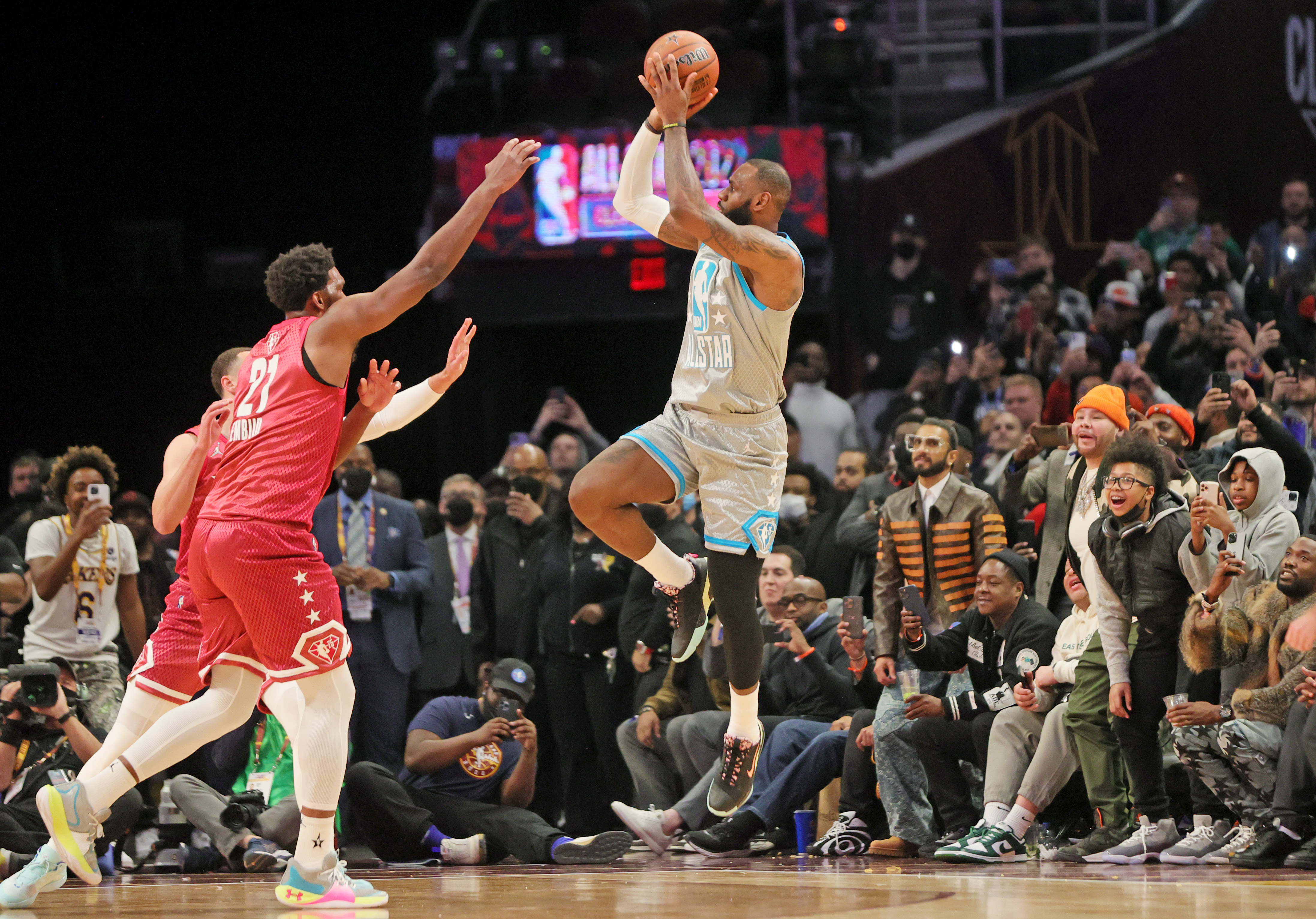 Devin Booker - Team Durant - Game-Worn 2022 NBA All-Star Shorts - 1st Half  - Scored 20 Points