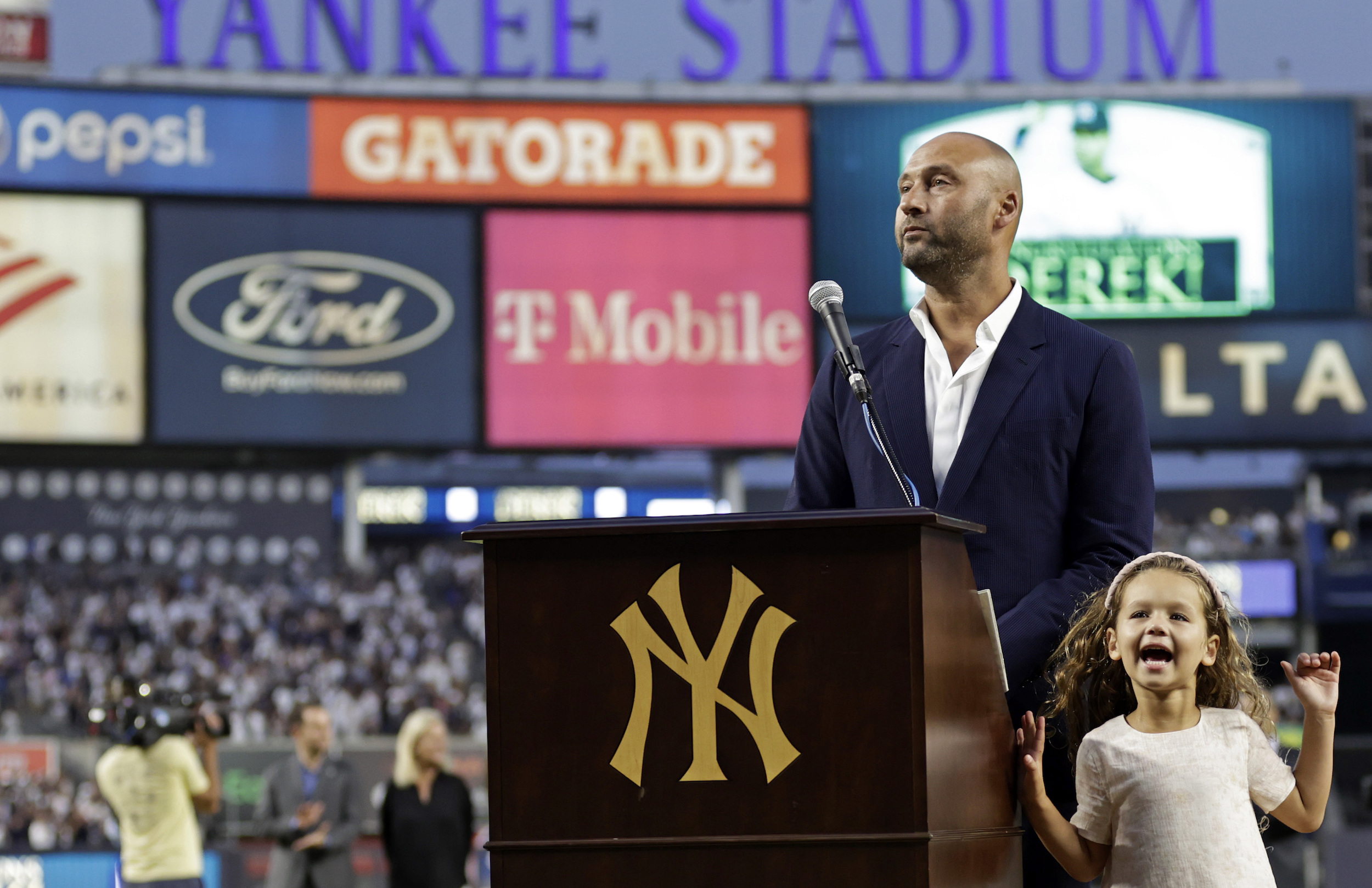 Derek Jeter's wife Hannah celebrates Yankees legend's birthday