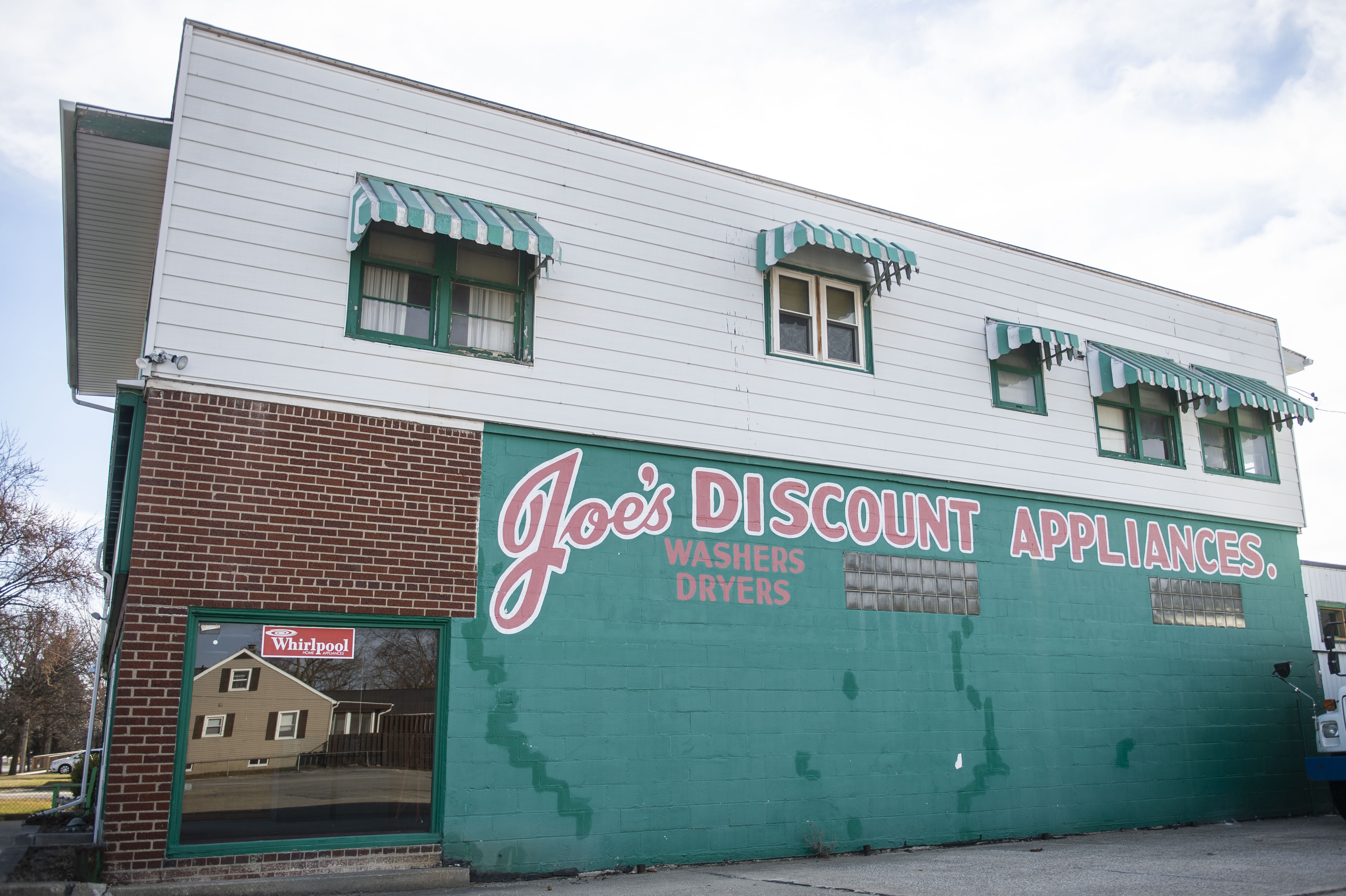 Downtown Bay City's Electric Kitsch moving to the South End