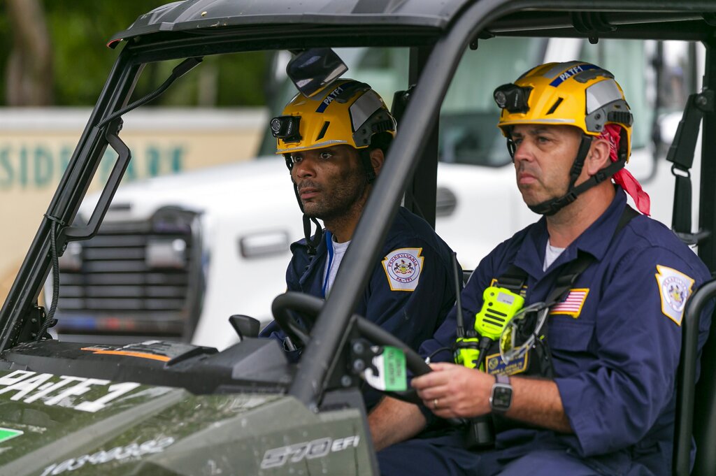 Recovery workers vow not to let up in Florida condo collapse ...