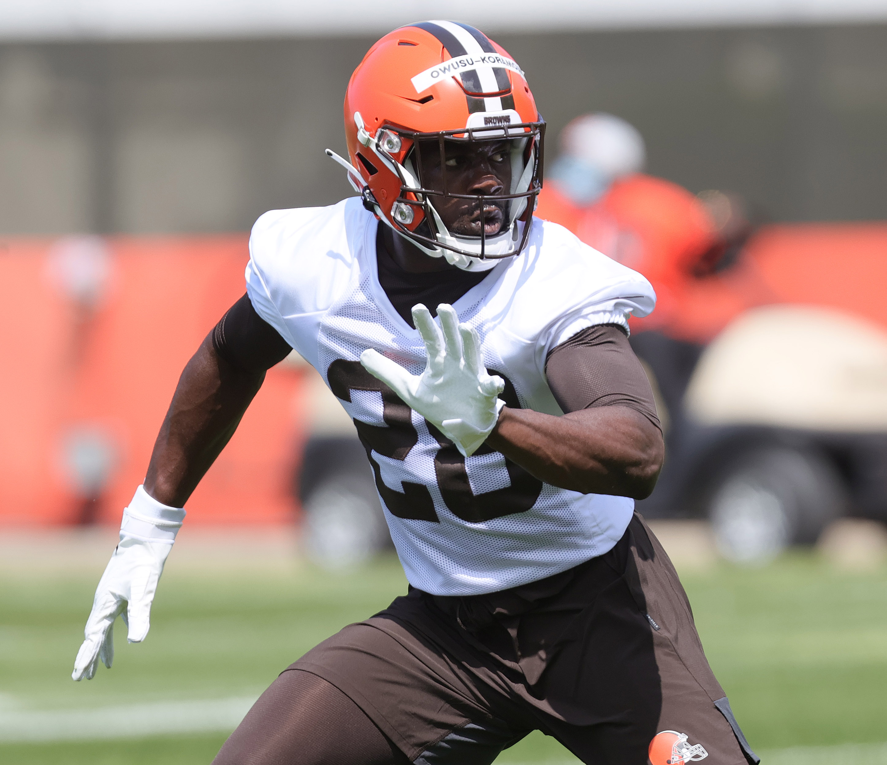 Taking a look at new look Browns, are they really better? Terry