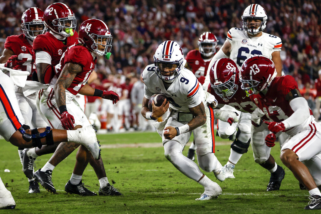 Auburn-Alabama: Tigers look to add to Iron Bowl lore with College Football  Playoff-shifting upset - Chicago Sun-Times