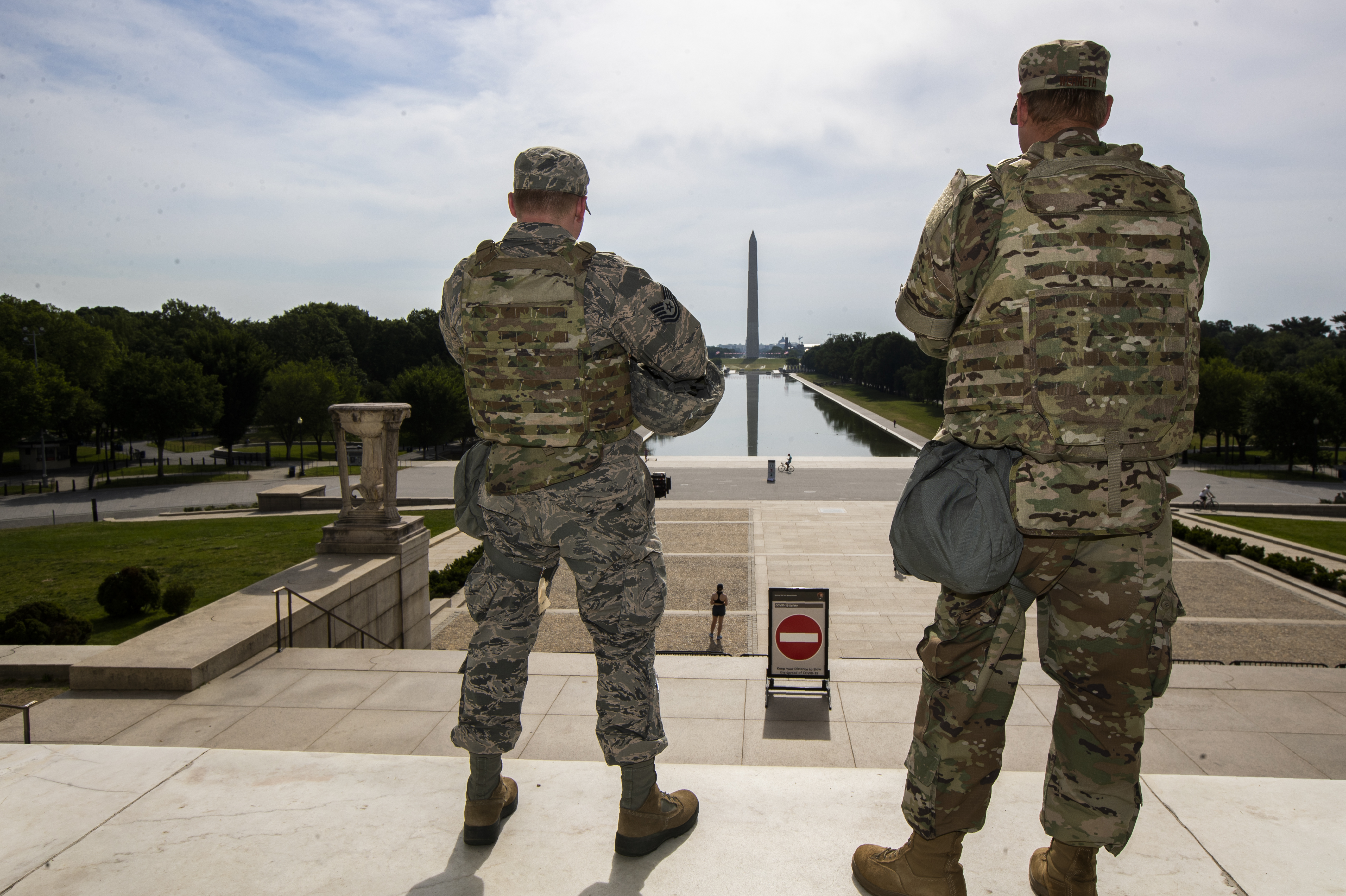 The Ohio National Guard: Cleveland Browns 'salute' military