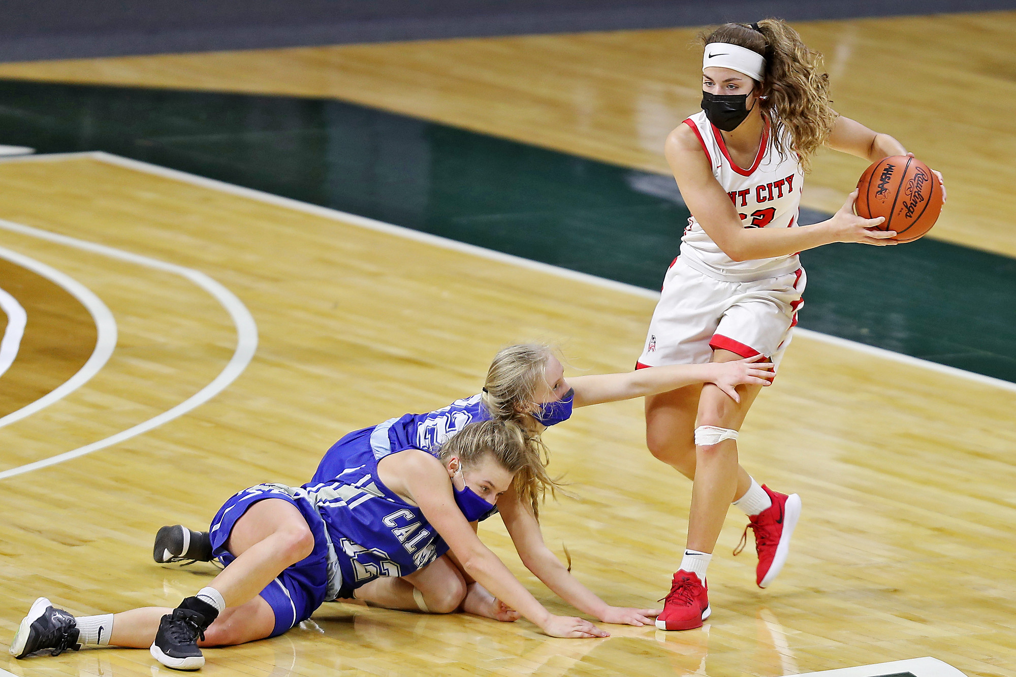 MHSAA basketball Kent City vs. Calumet April 7, 2021