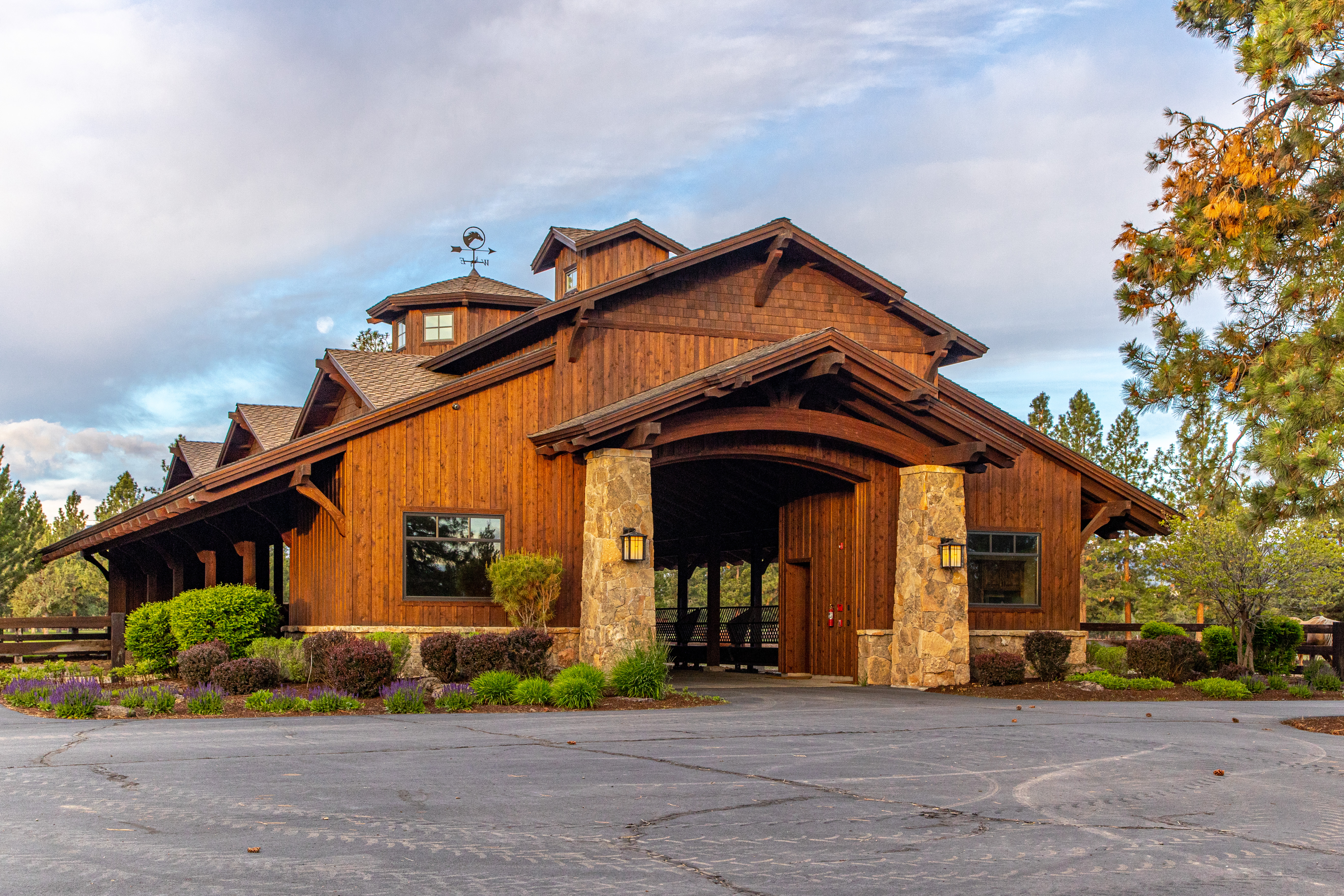R&R Ranch - oregonlive.com