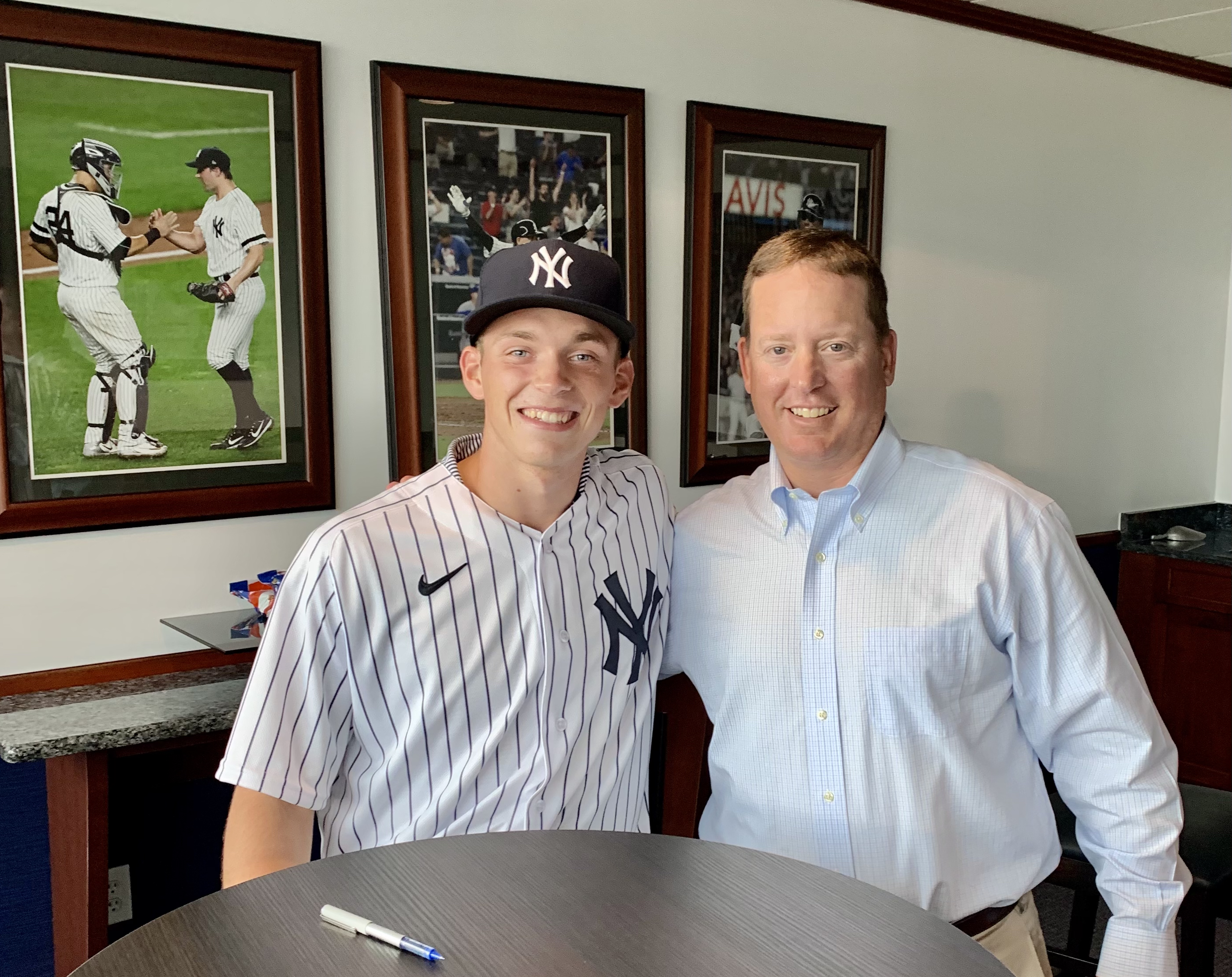 Jorge Posada New York Yankees Elite Framed Autographed Home Jersey