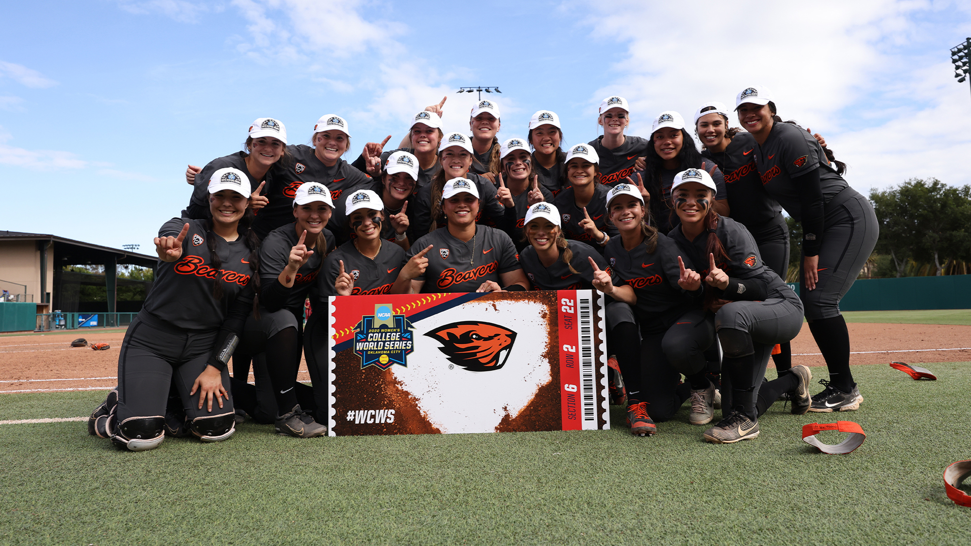 Florida softball into 11th Women's College World Series, Gators