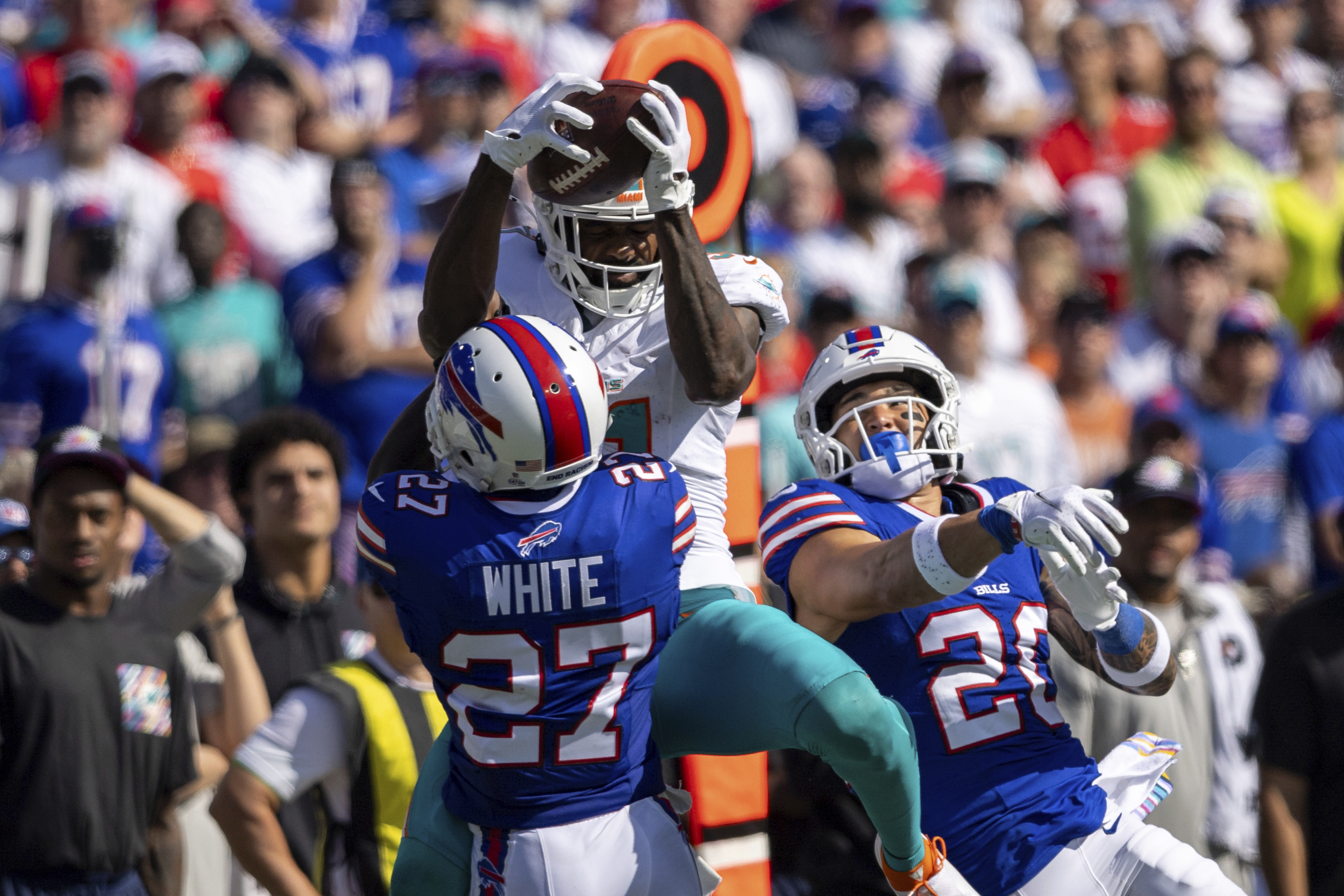 Bills QB Josh Allen Trolls Commanders Fan in End Zone [VIDEO]