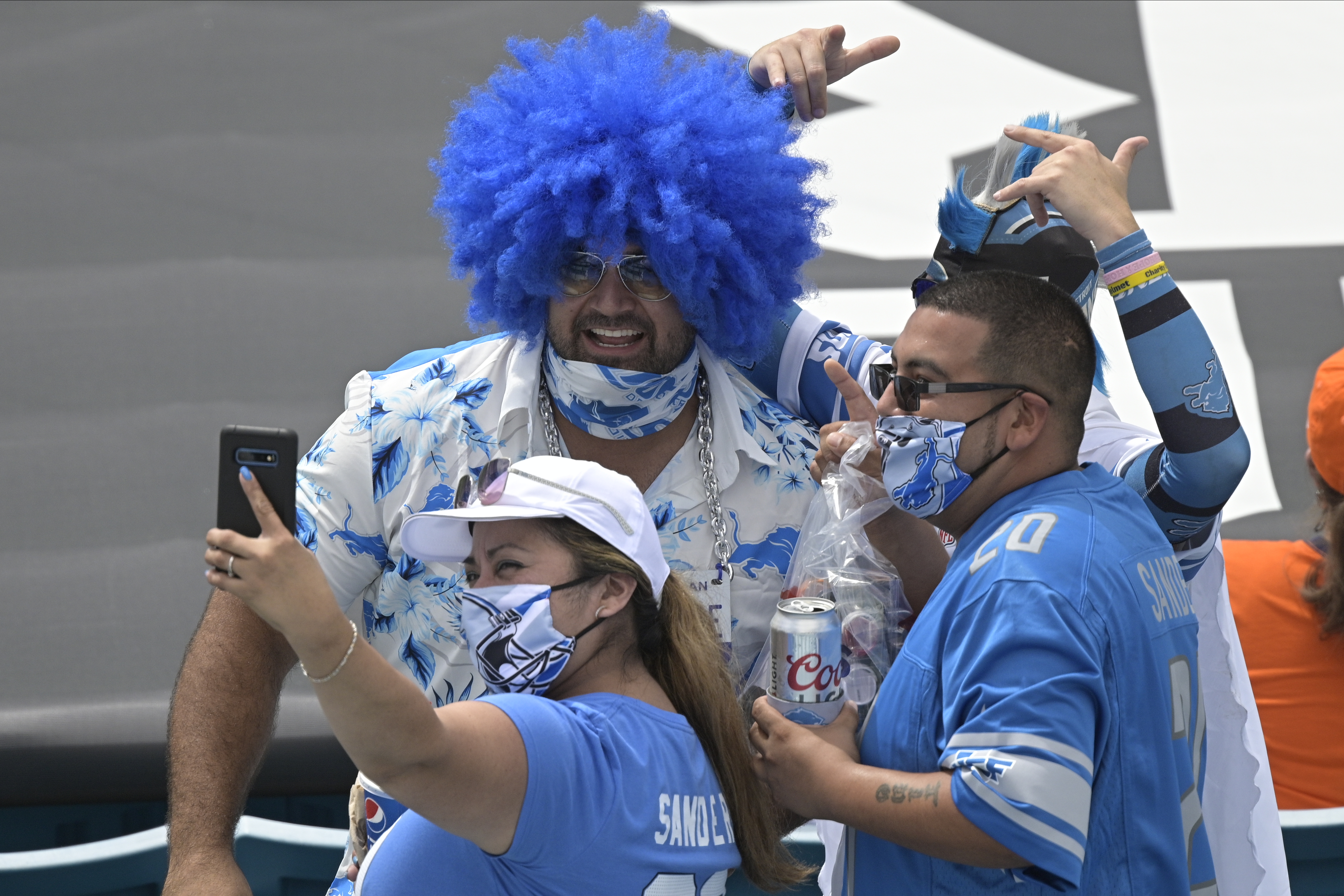 Down judge Sarah Thomas (53) makes a call as Detroit Lions head coach Matt  Patricia, right, looks on during an NFL football game between the  Jacksonville Jaguars and the Detroit Lions, Sunday