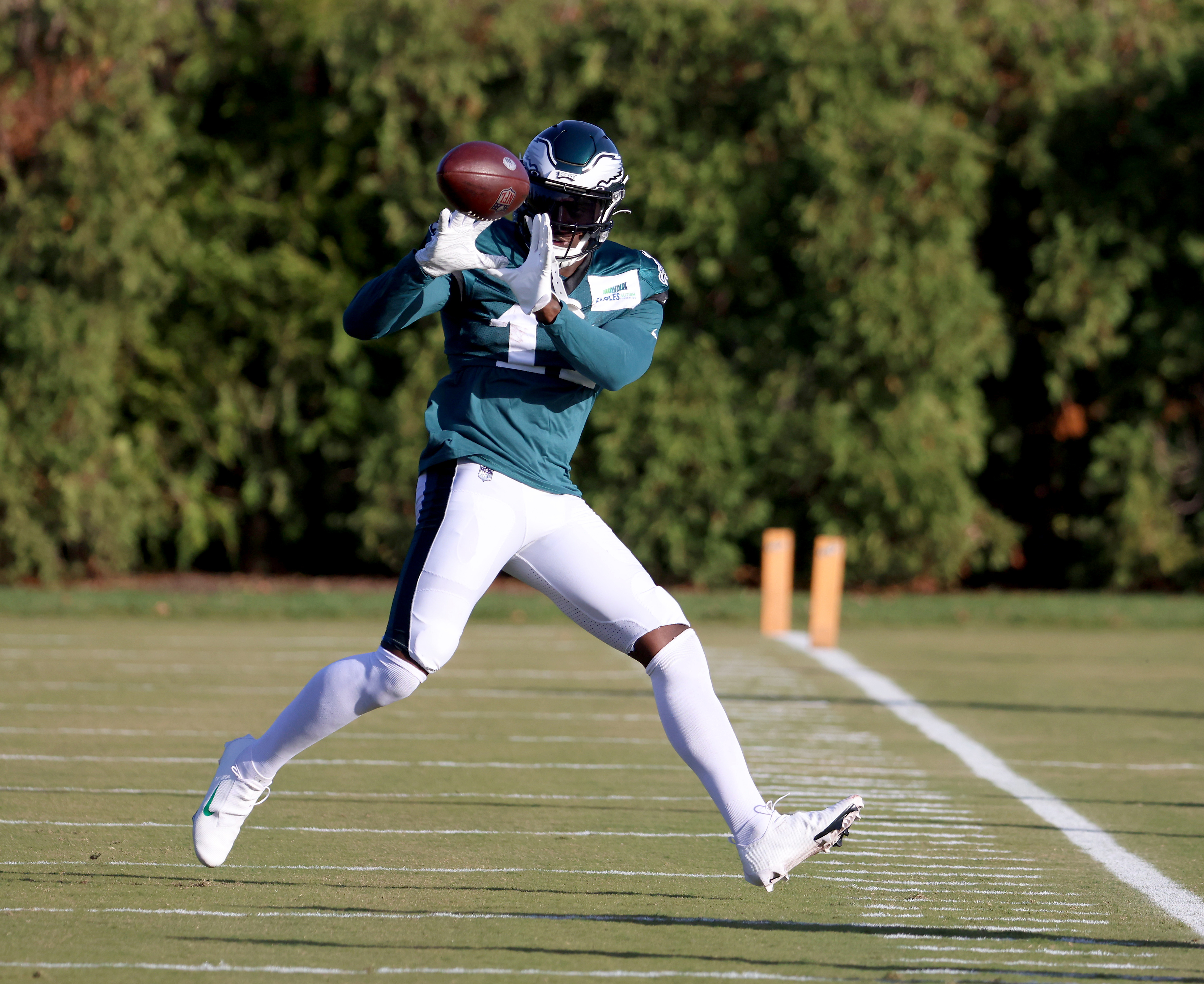 Philadelphia Eagles' Josiah Scott (33) runs during the first half of an NFL  football game against the Philadelphia Eagles, Sunday, Nov. 27, 2022, in  Philadelphia. (AP Photo/Matt Slocum Stock Photo - Alamy