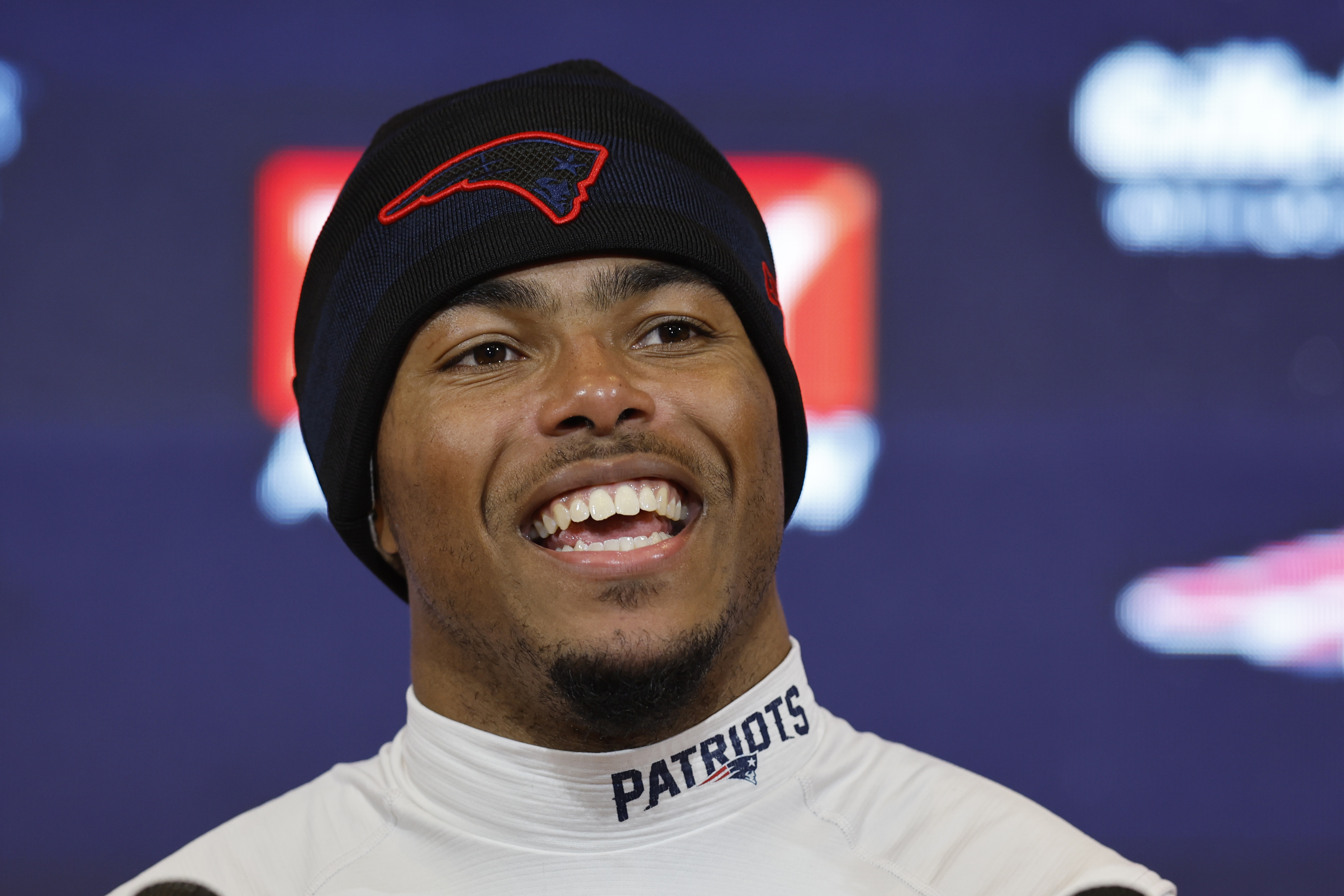 New England Patriots Rookie Marcus Jones Has Caught Coach Troy Brown's  Praise 'All Over The Field'