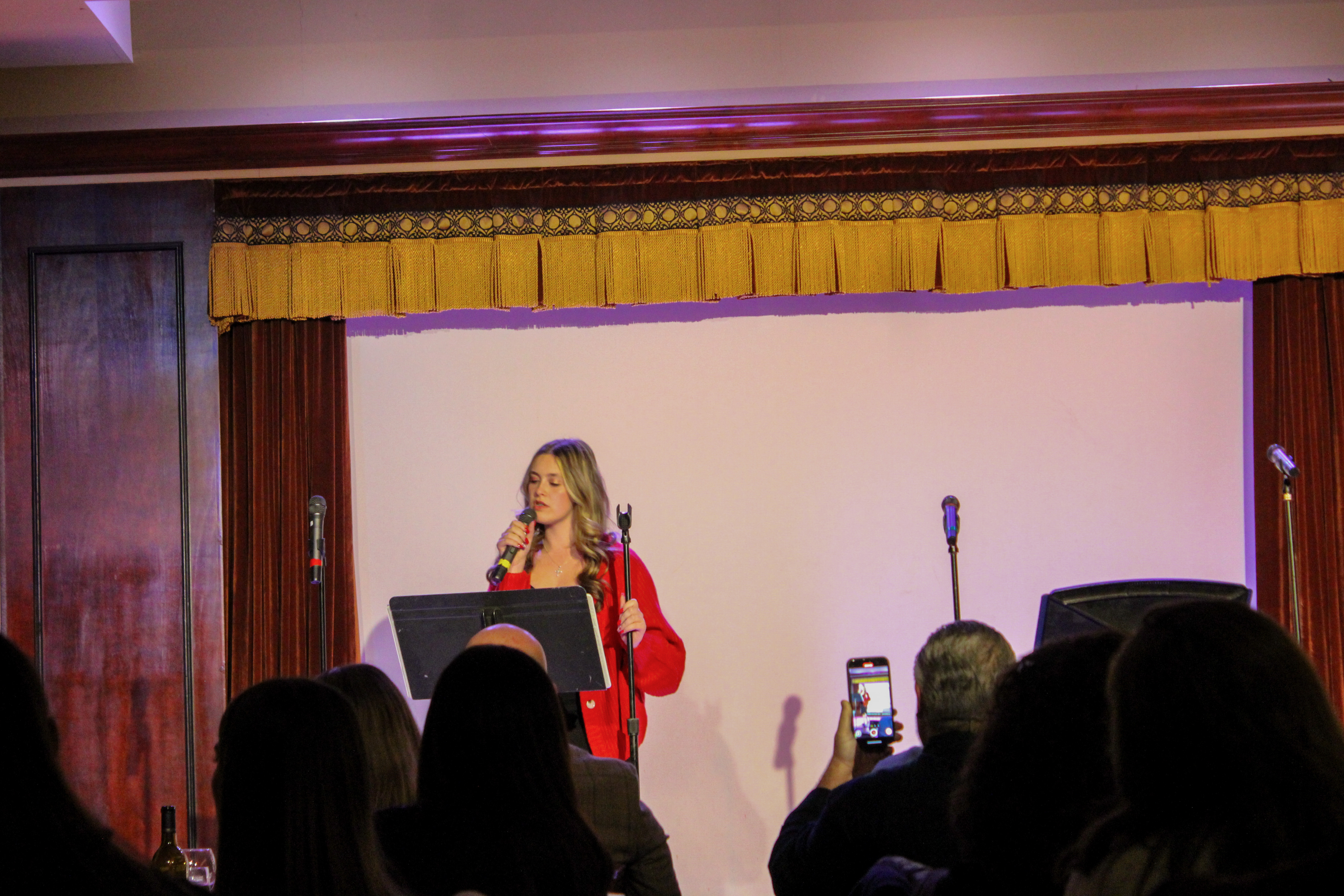 Staten Island students perform in annual “Very Merry Minty Christmas ...