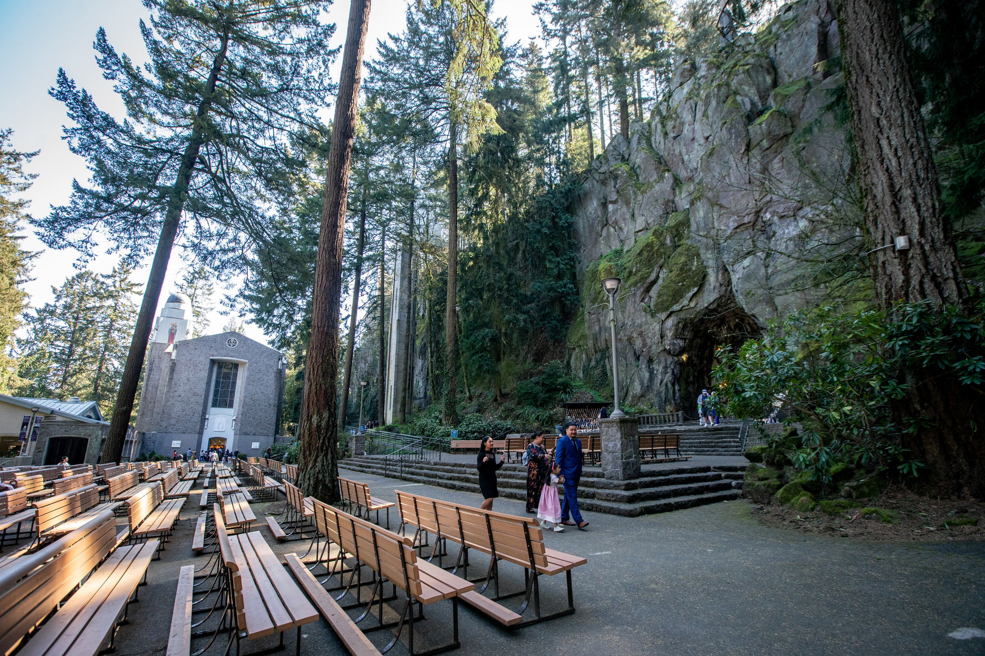 Easter Sunday at the Grotto in Portland 2024 - oregonlive.com