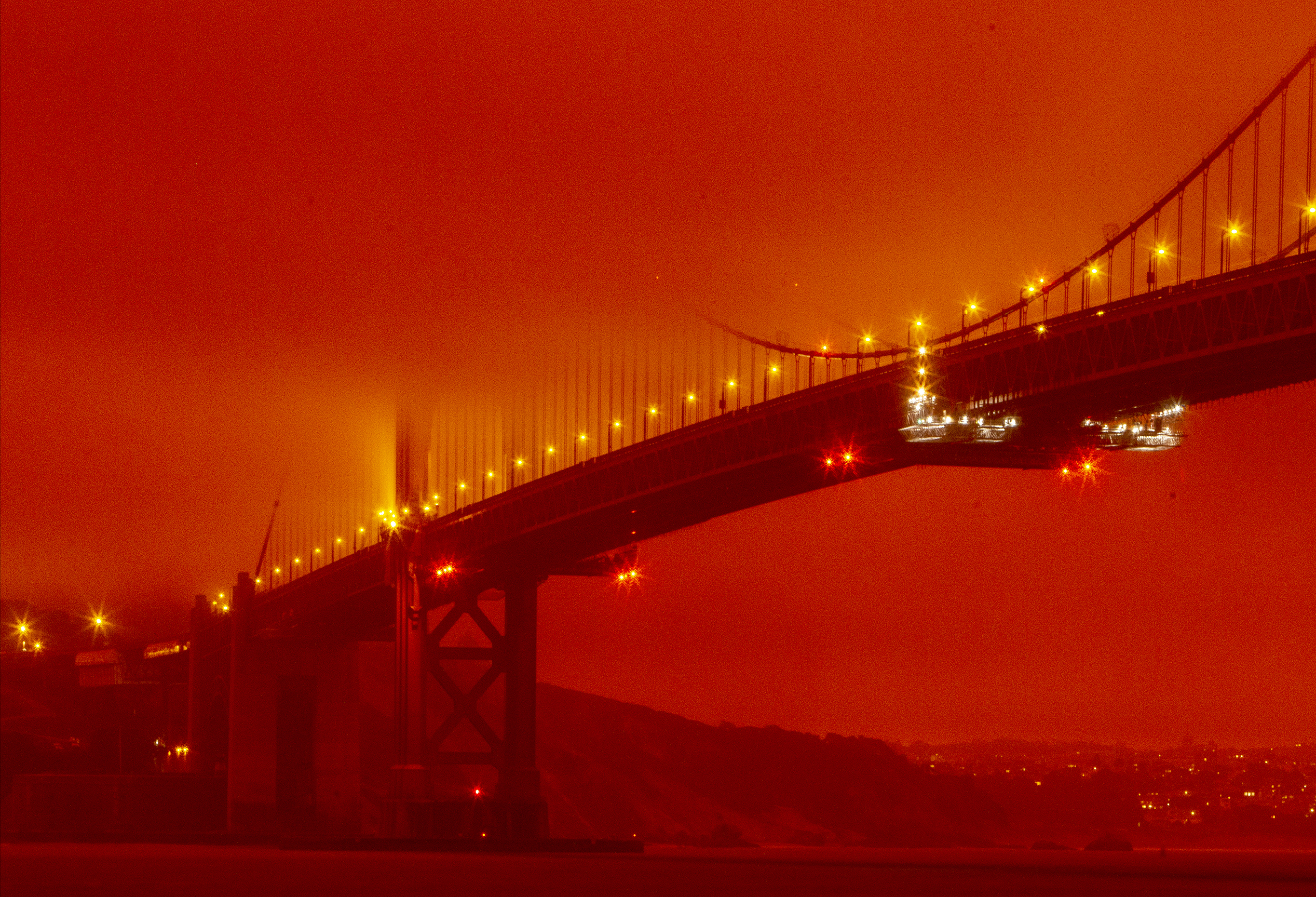 Eerie photos of Giants' Oracle Park amid dark, orange San