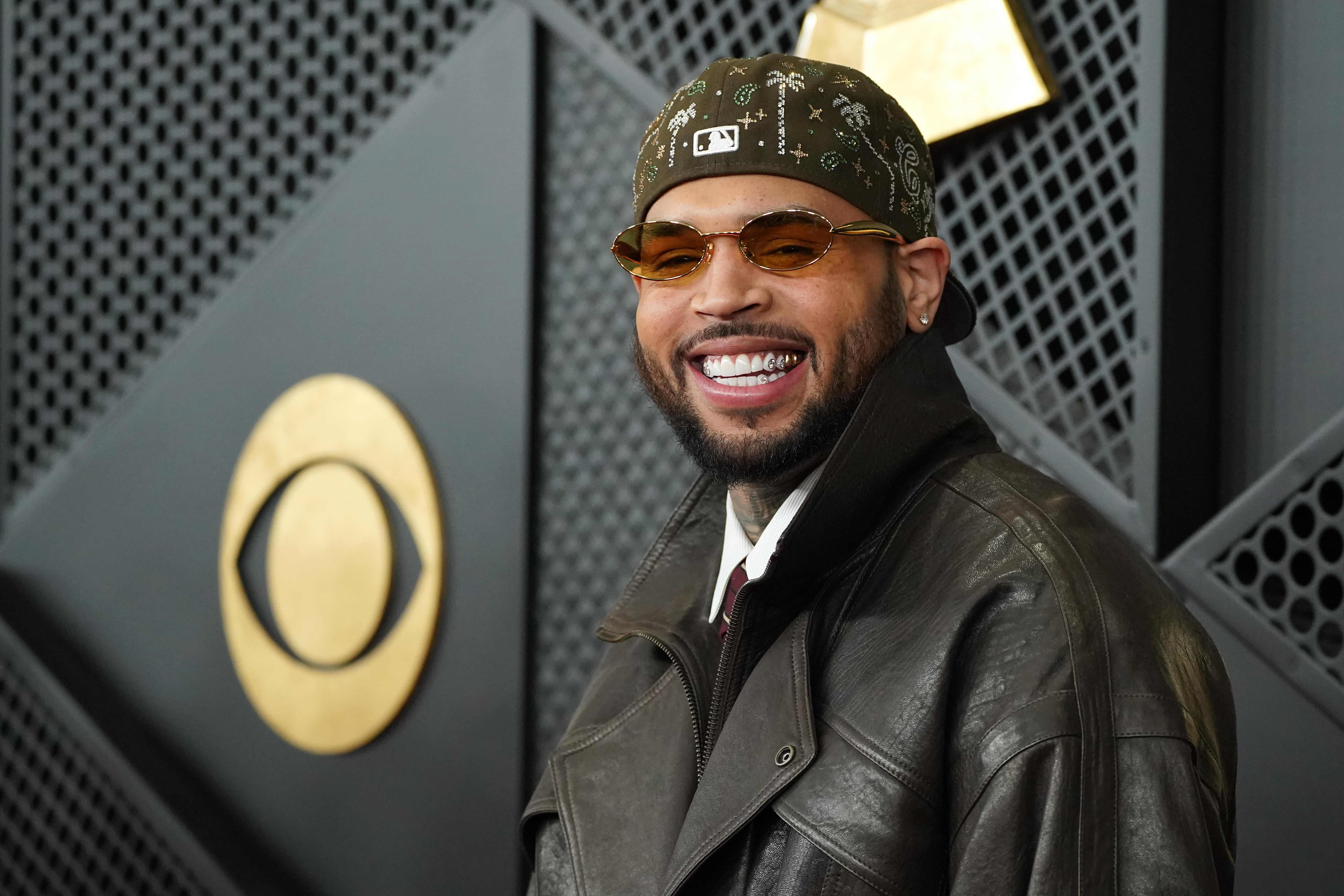 Chris Brown shares explicit response to Pitchfork calling new