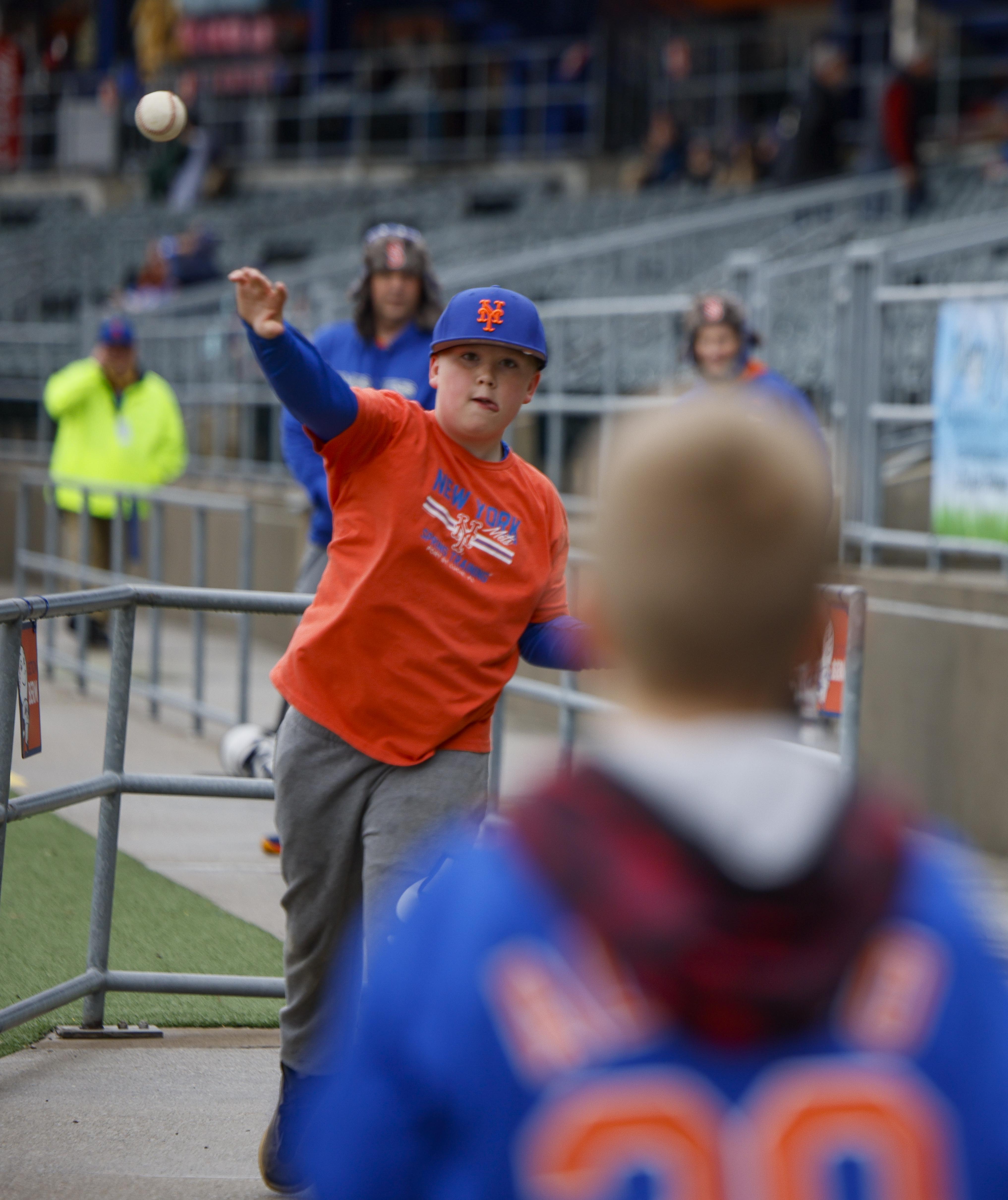 Cuse Athletics to Take the Mound at Syracuse Mets Game - Syracuse  University Athletics