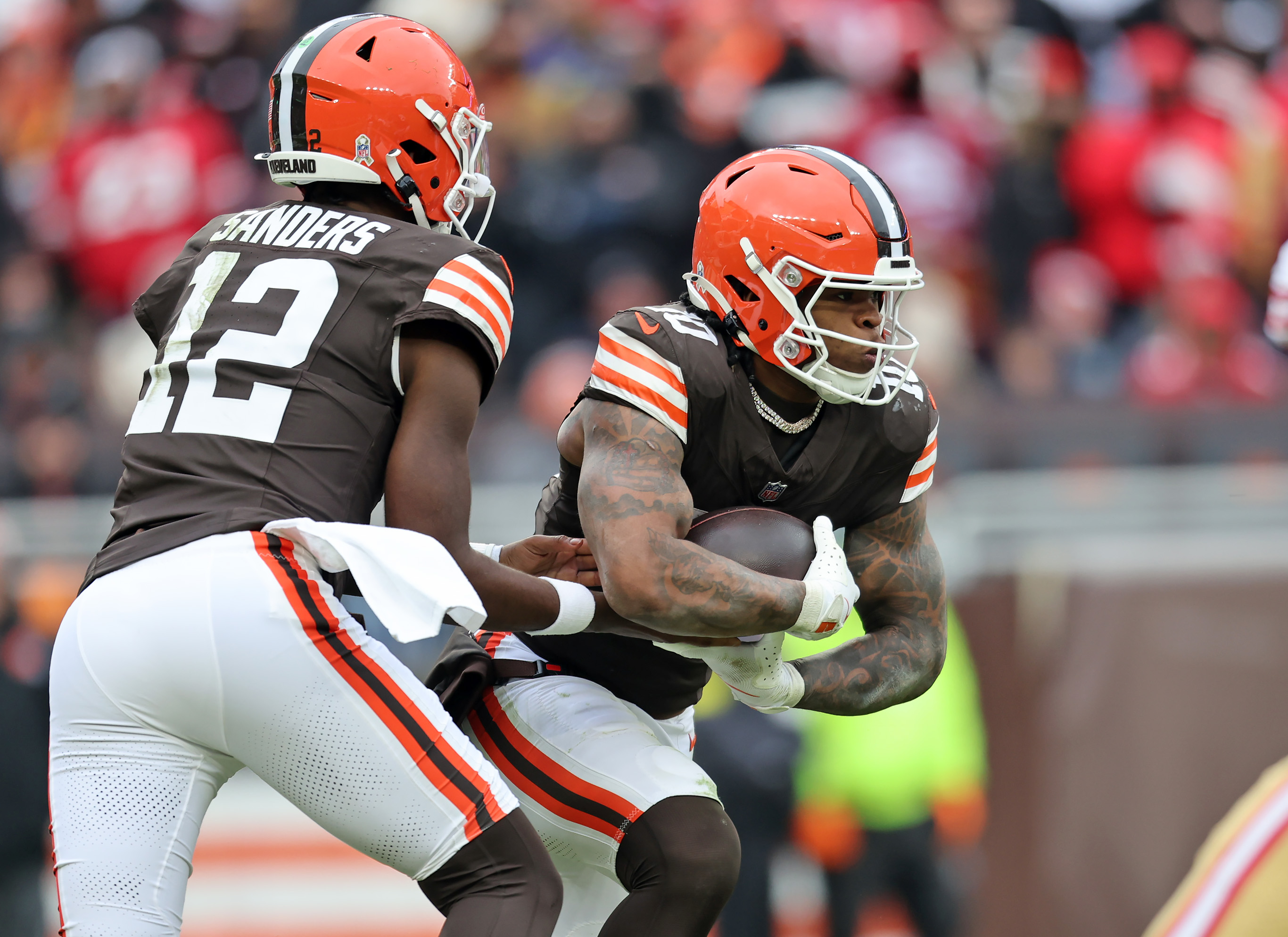 Shedeur Sanders and Jerry Jeudy have a heated sideline exchange; Sanders  says the trust will take time - cleveland.com