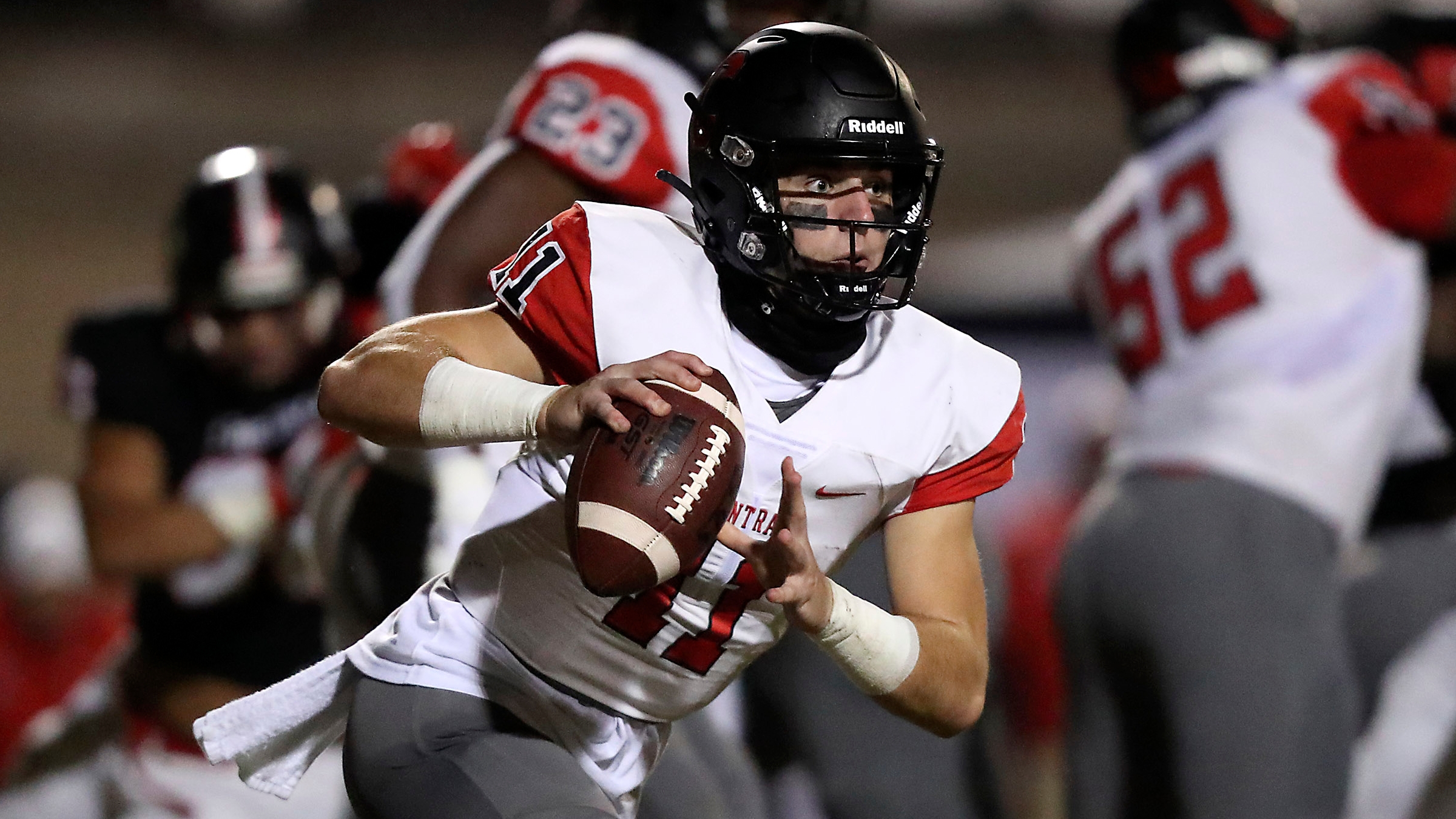 Caleb Nix throws 3 touchdowns as Central-Phenix City rolls past Opelika