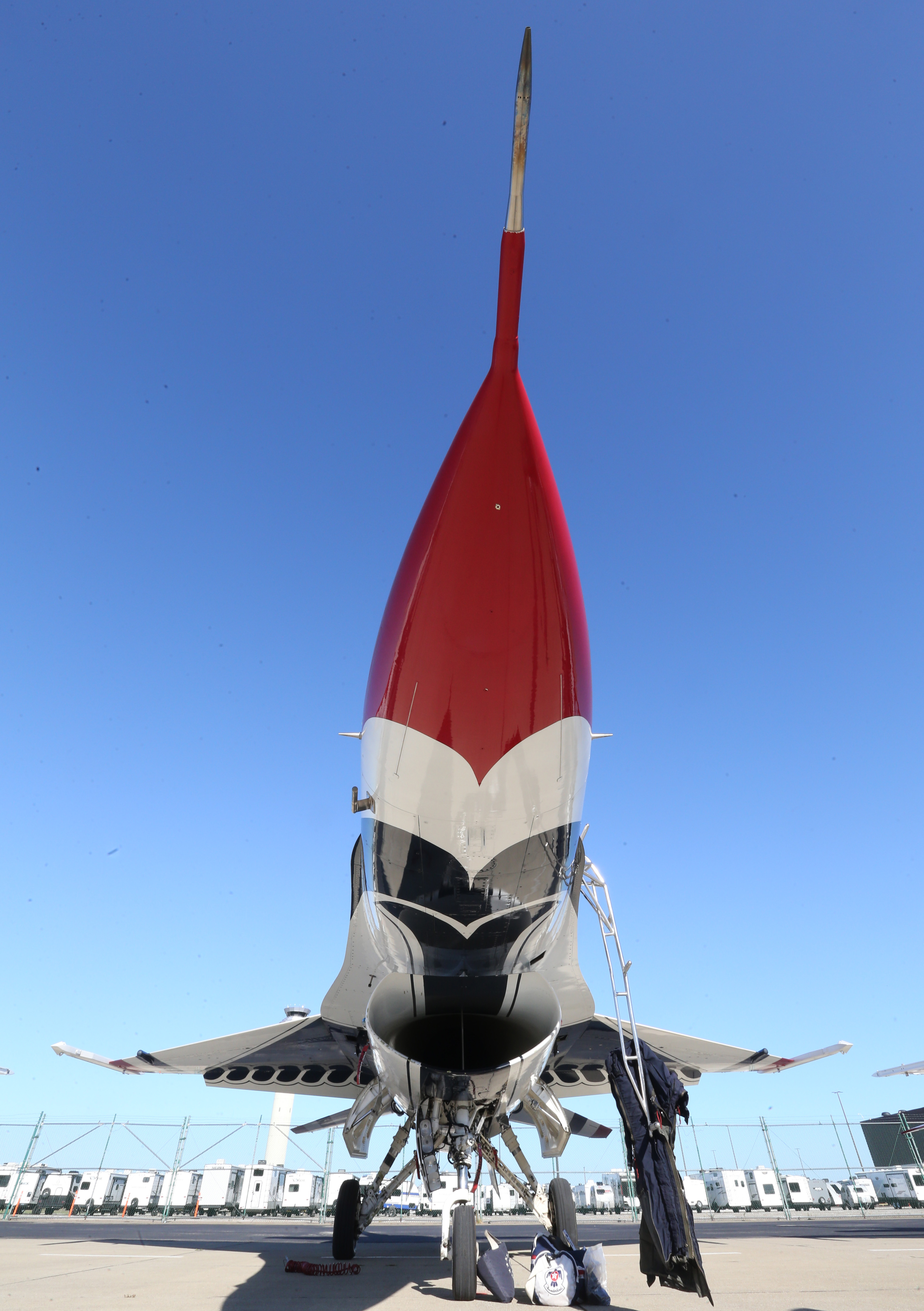 USAF Thunderbirds arrive in Cleveland to participate in the