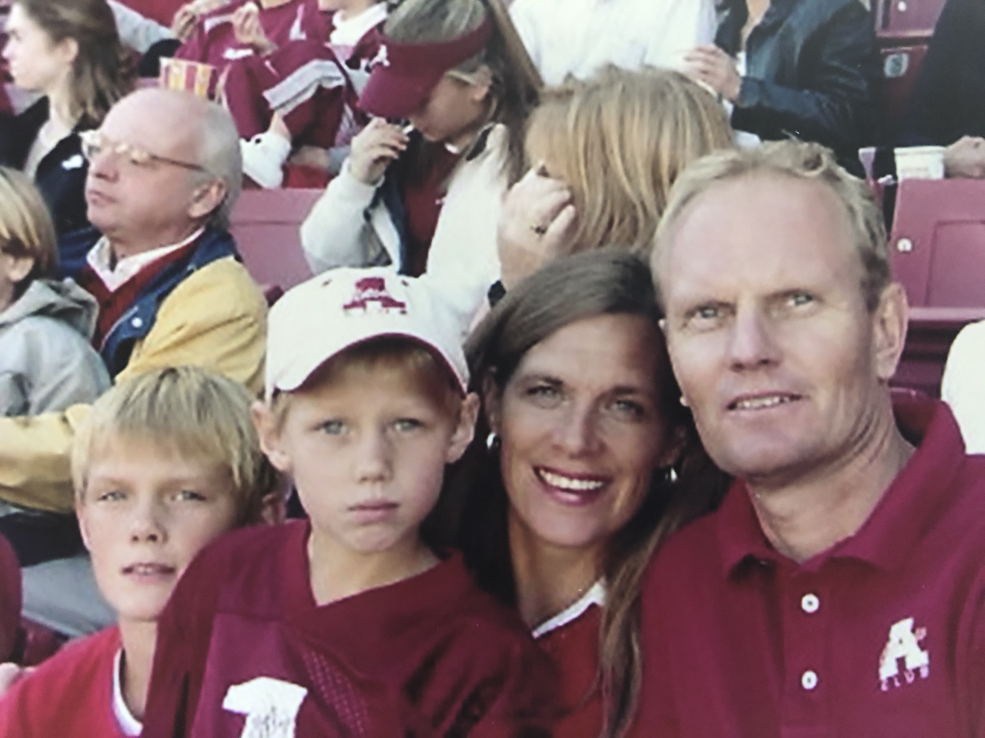 Bo Nix unfazed after 1st career interception at home, leads Auburn