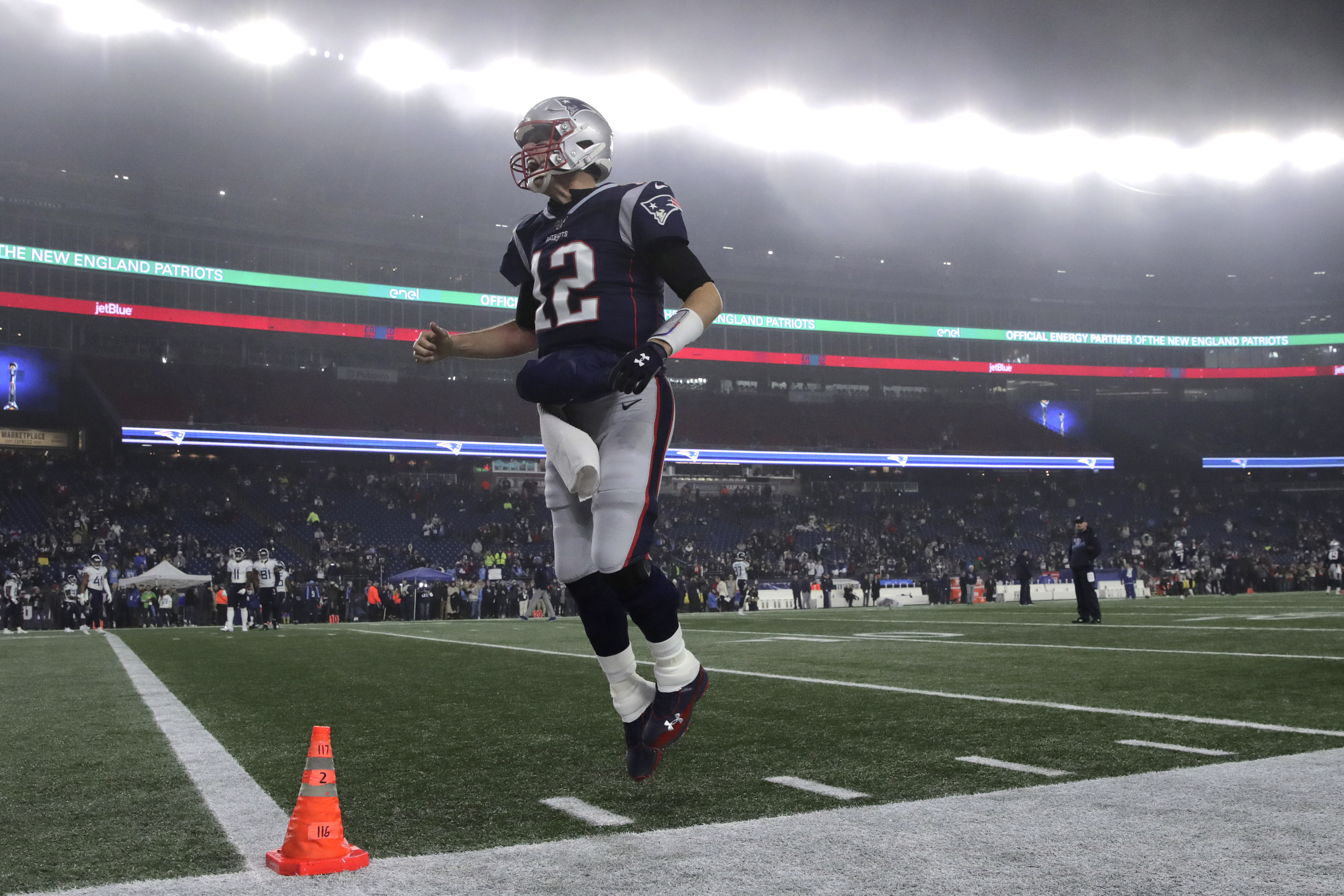 Tom Brady to be honored at Gillette Stadium during Patriots-Eagles