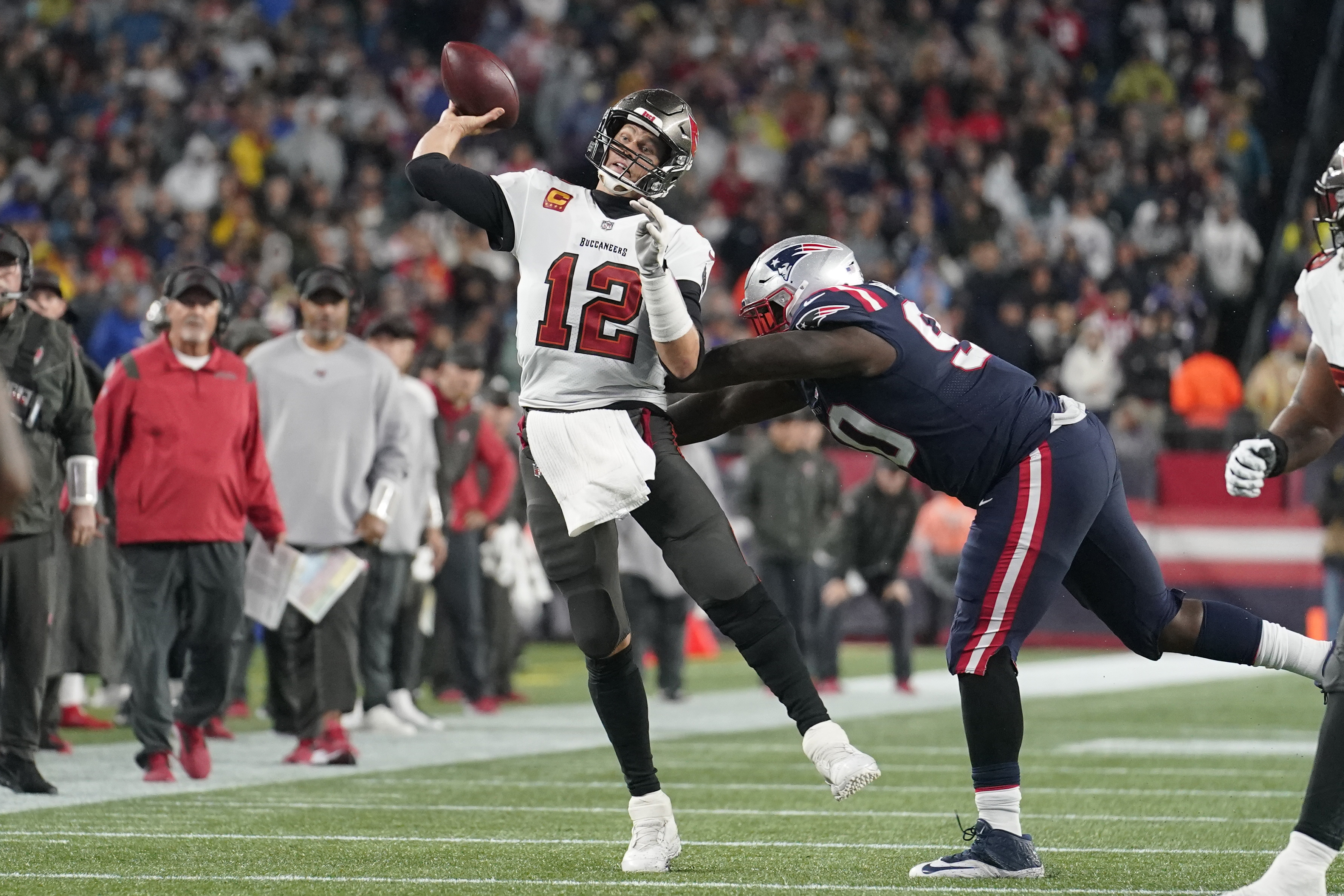 Patriots, Bill Belichick missed badly on 56-yard field goal decision vs.  Buccaneers