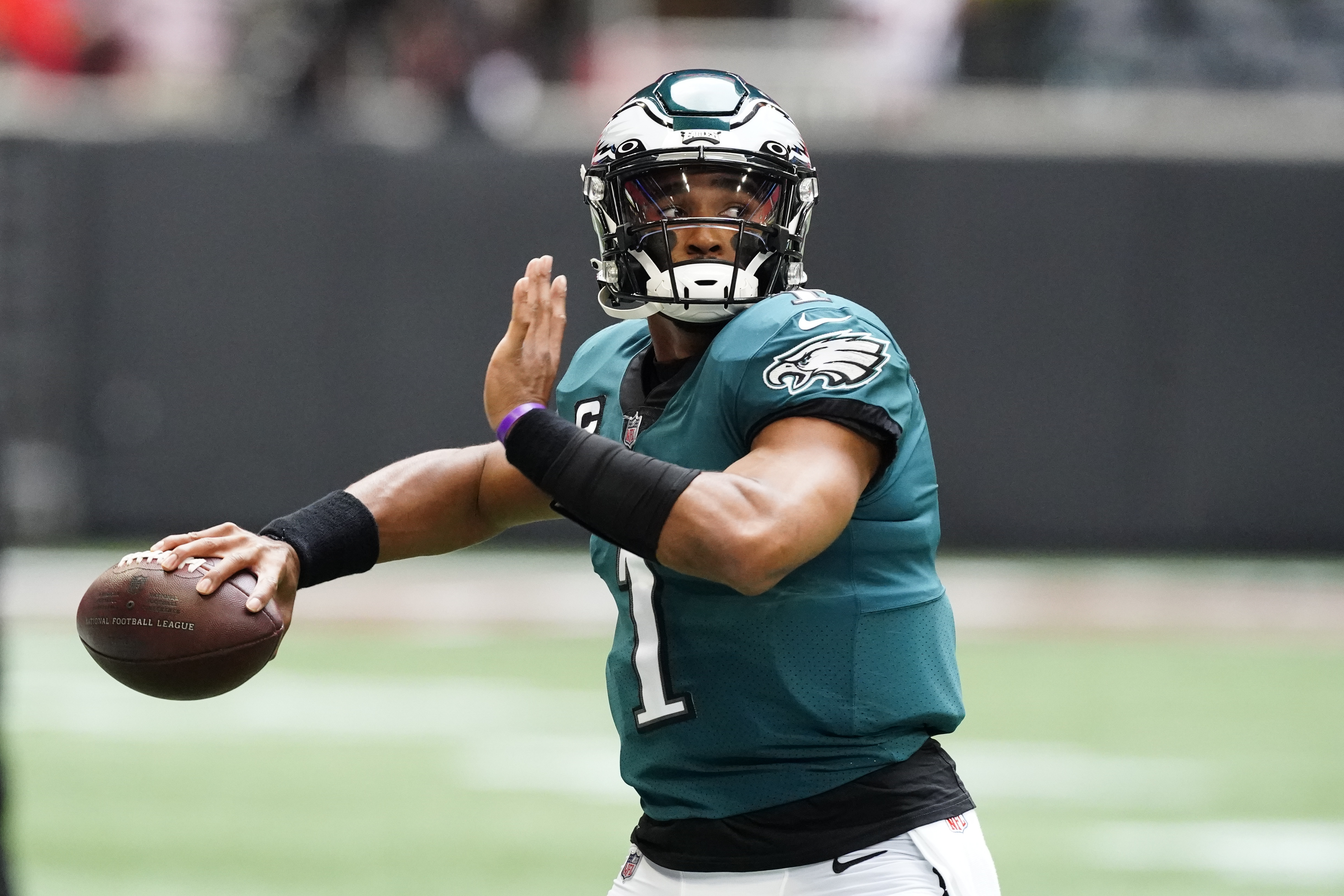 Eagles' Jalen Hurts on his jersey skyrocketing in sales: 'It's all love' 