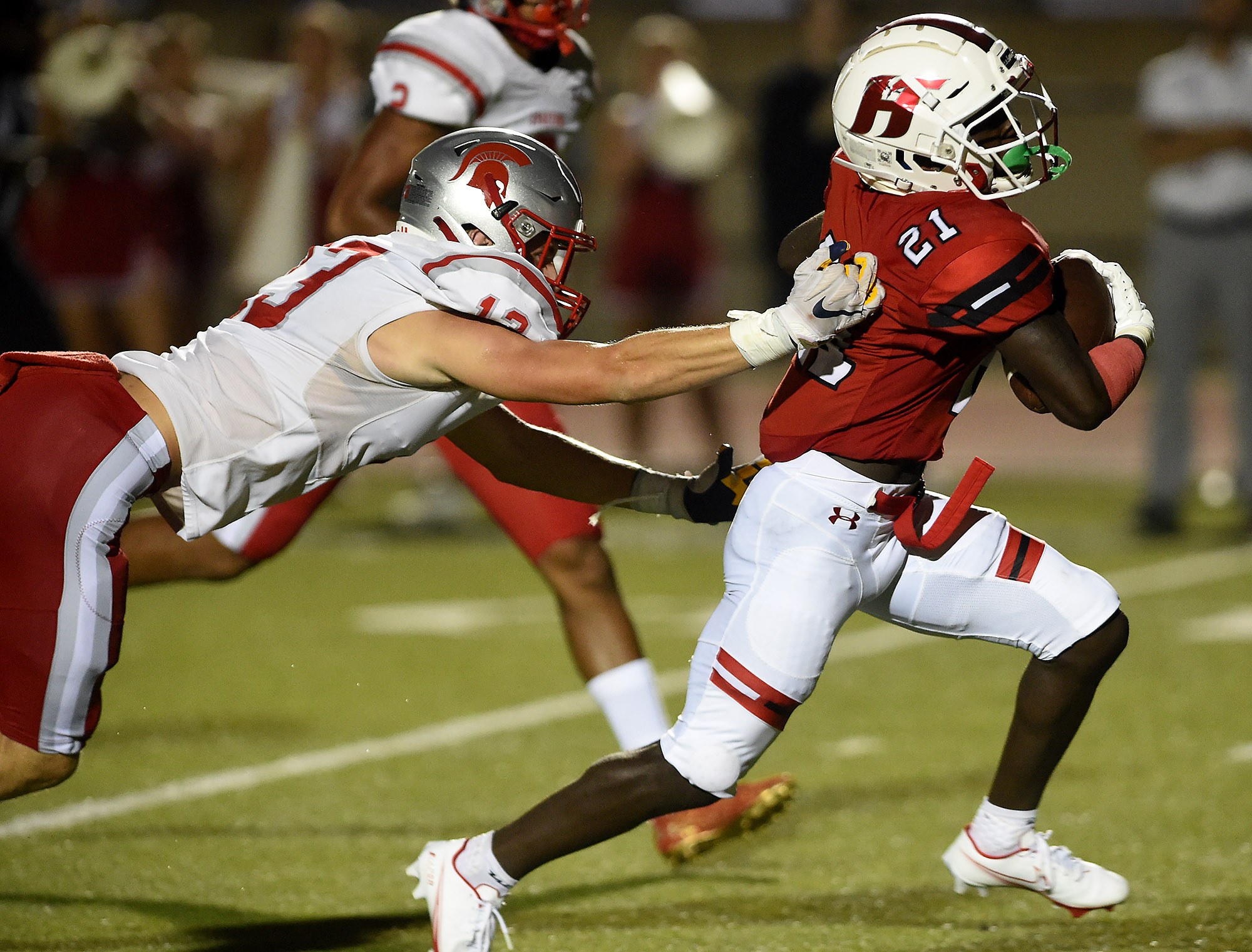 Saraland vs. Hewitt-Trussville football - al.com