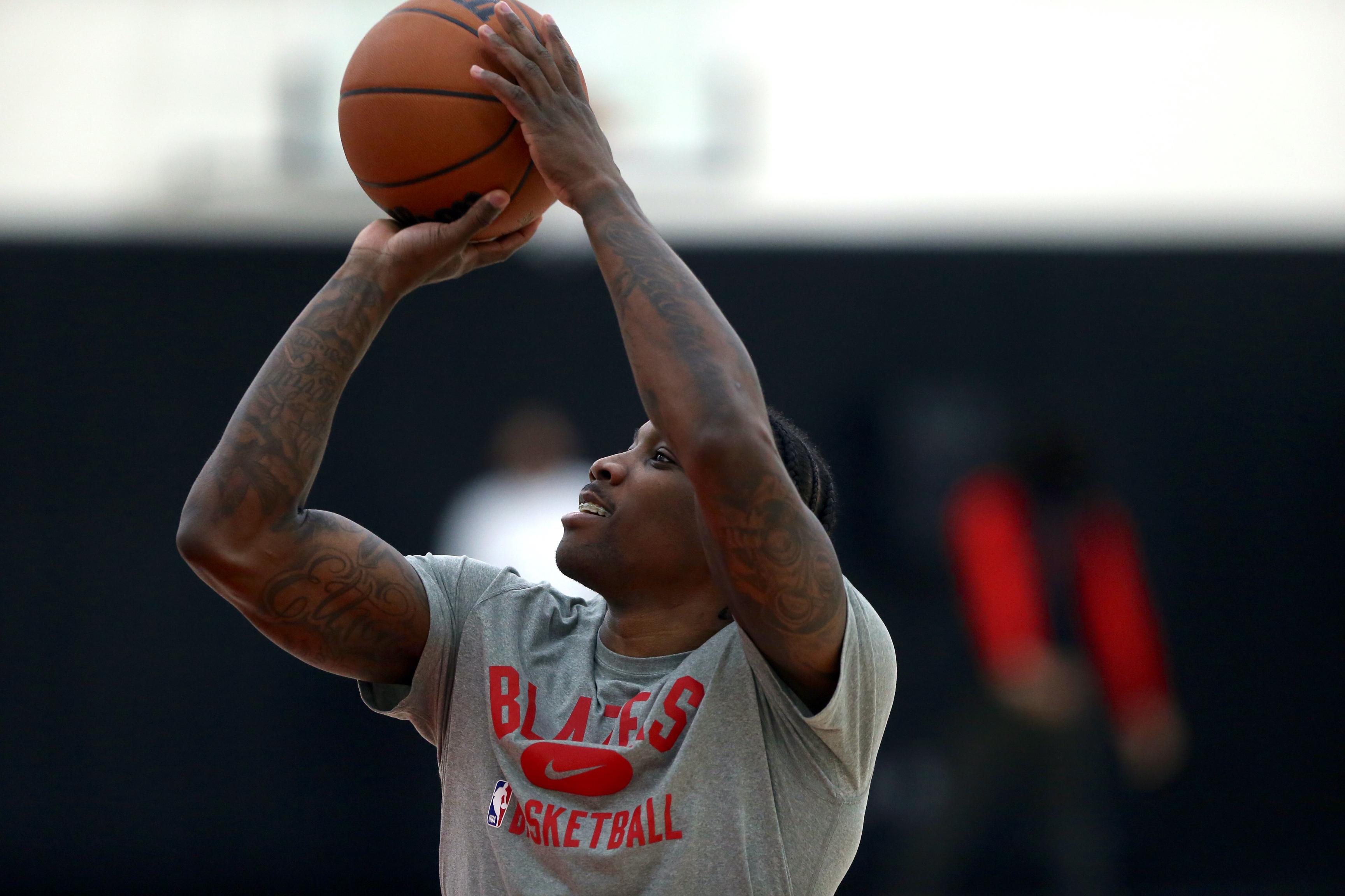 Trail Blazers buy out guard Eric Bledsoe, making him a free agent