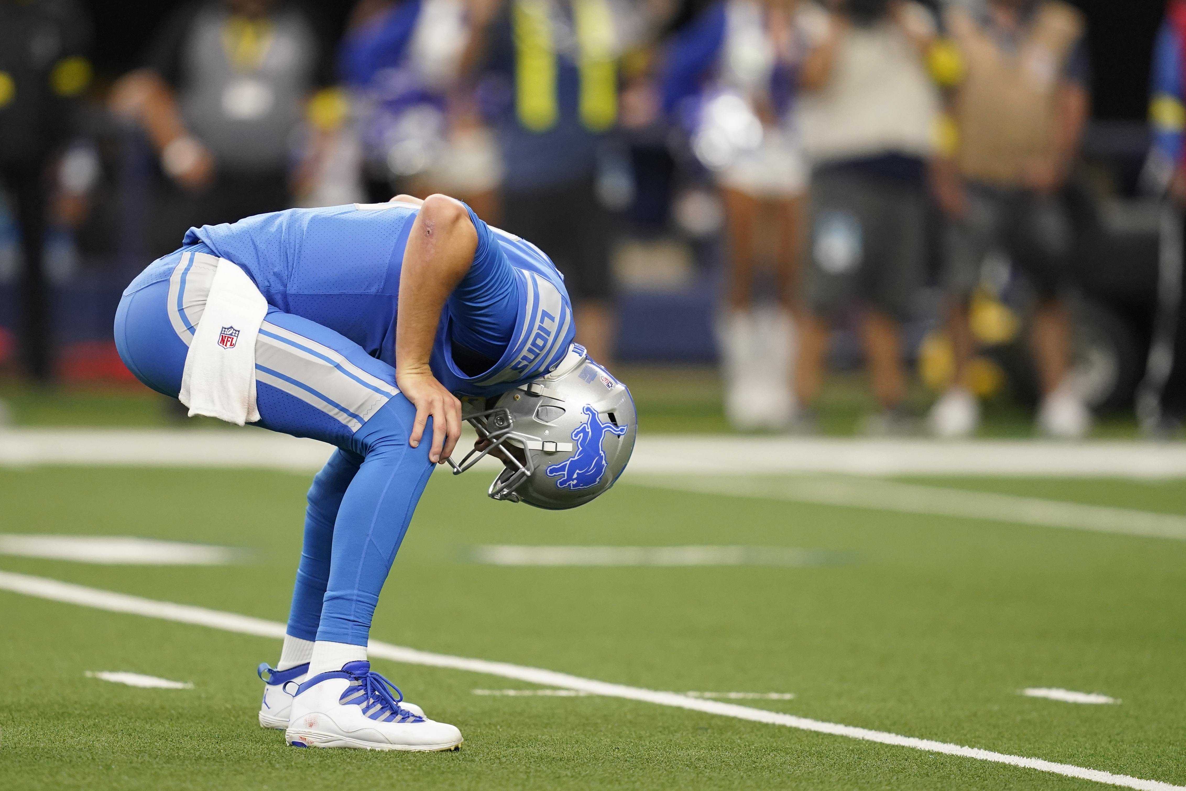 D'Andre Swift out, Michael Brockers benched as Lions continue to