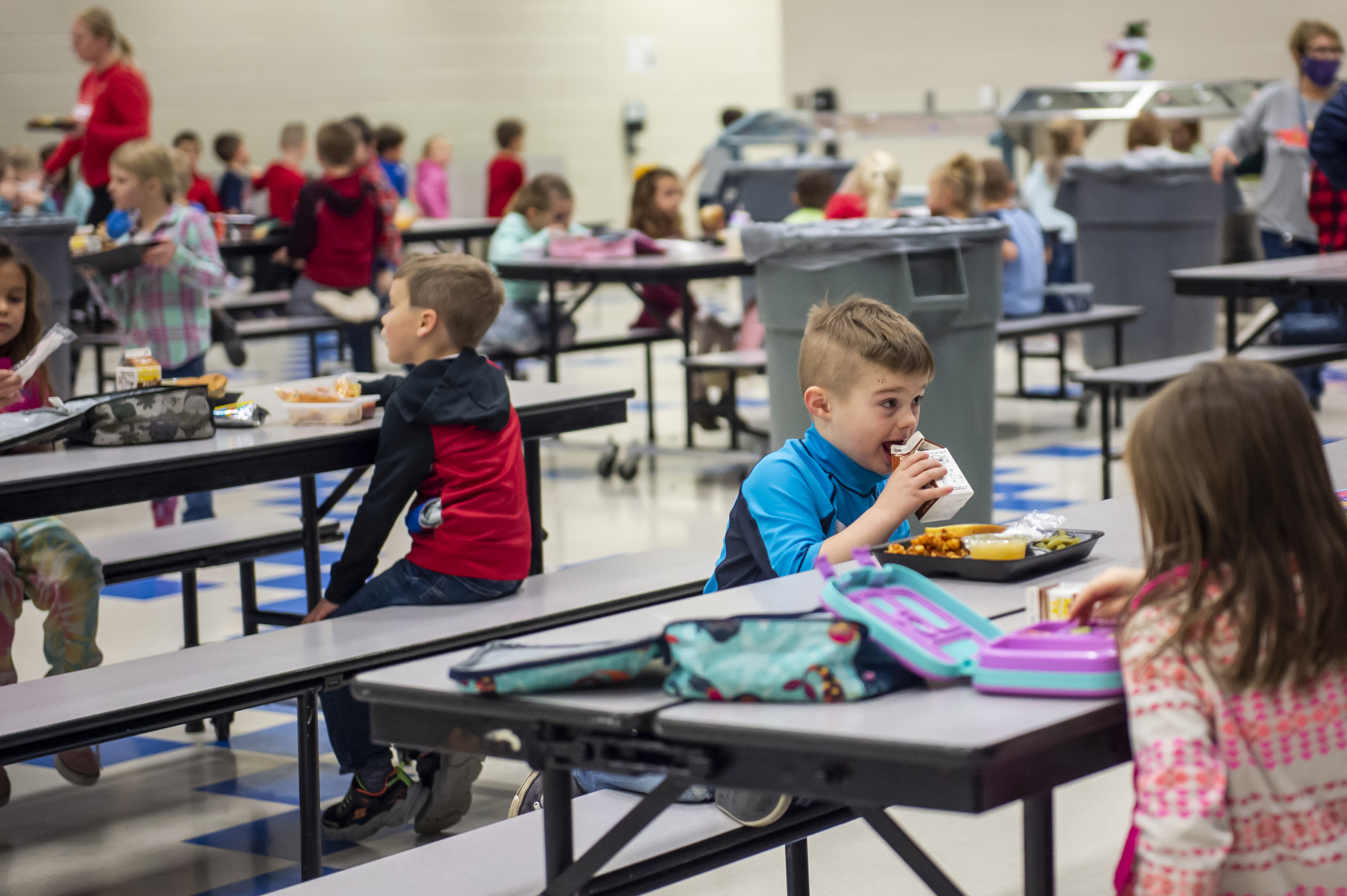 Conn. legislators agree to bring back free school lunches