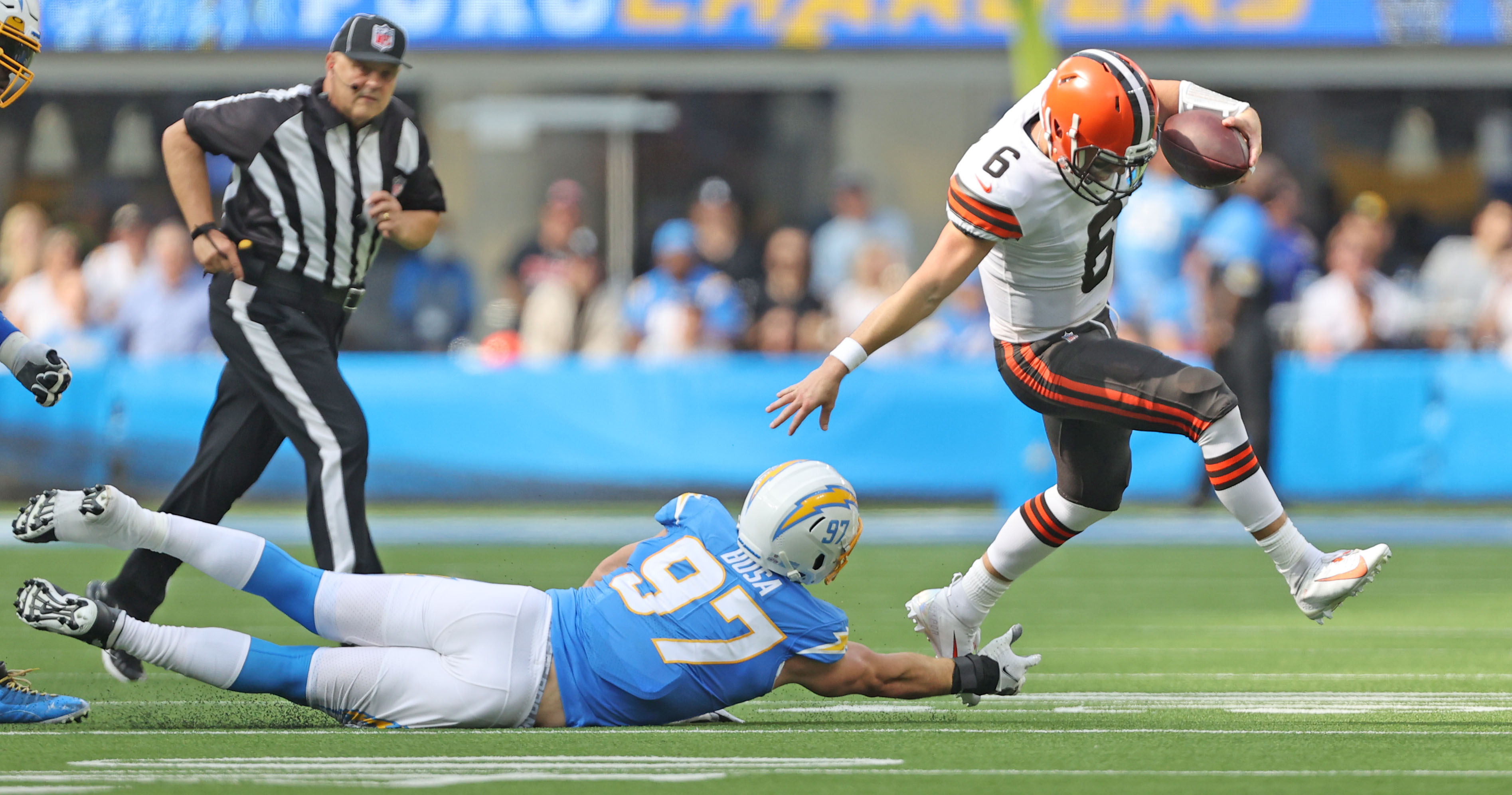 Cleveland Browns at Los Angeles Chargers on October 10, 2021