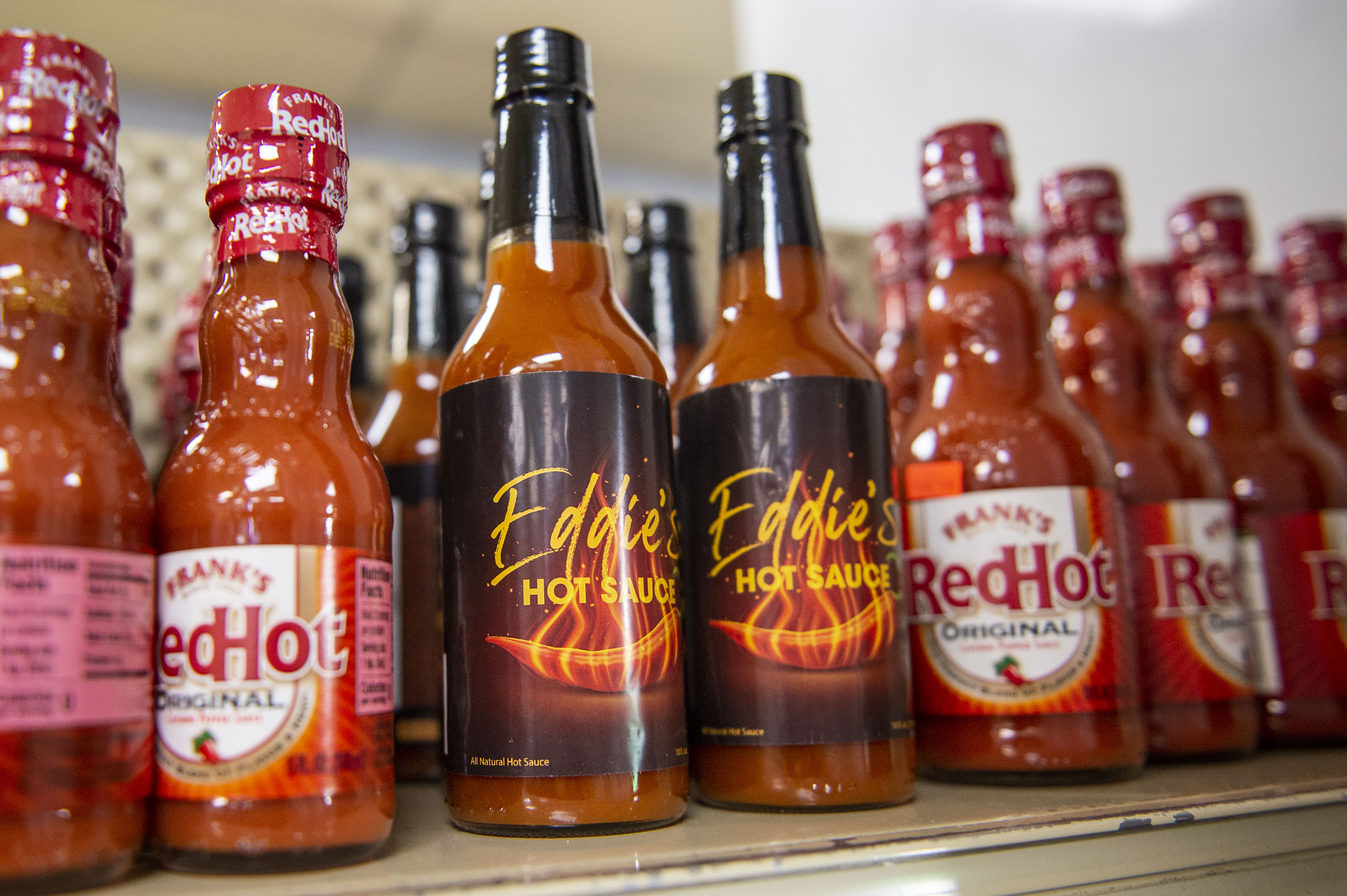 Eddie’s Hot Sauce ‘flying off the shelves’ in Saginaw and beyond