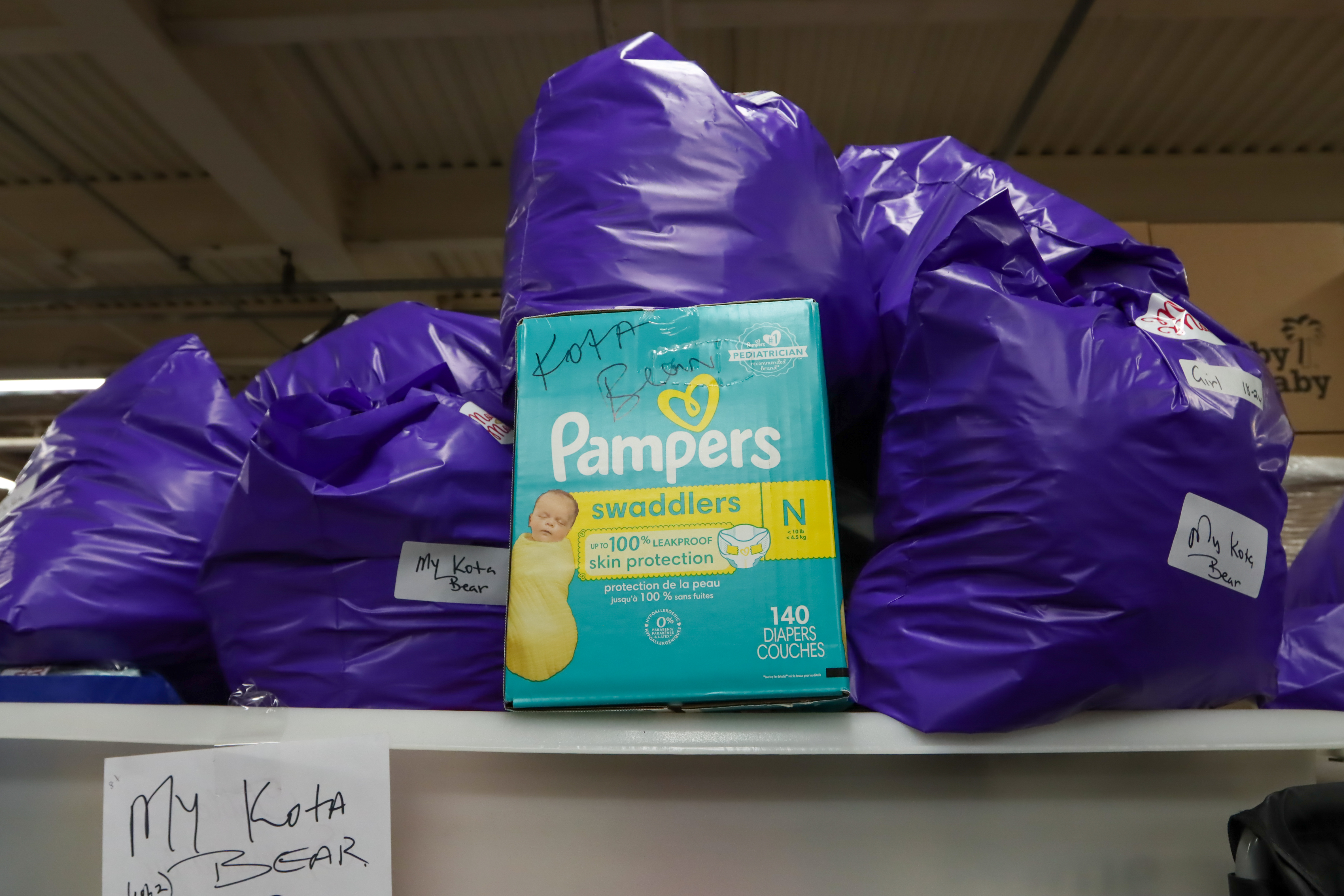 Pampers Swaddlers Diapers and Wipes Bundle - City Stroller Rentals