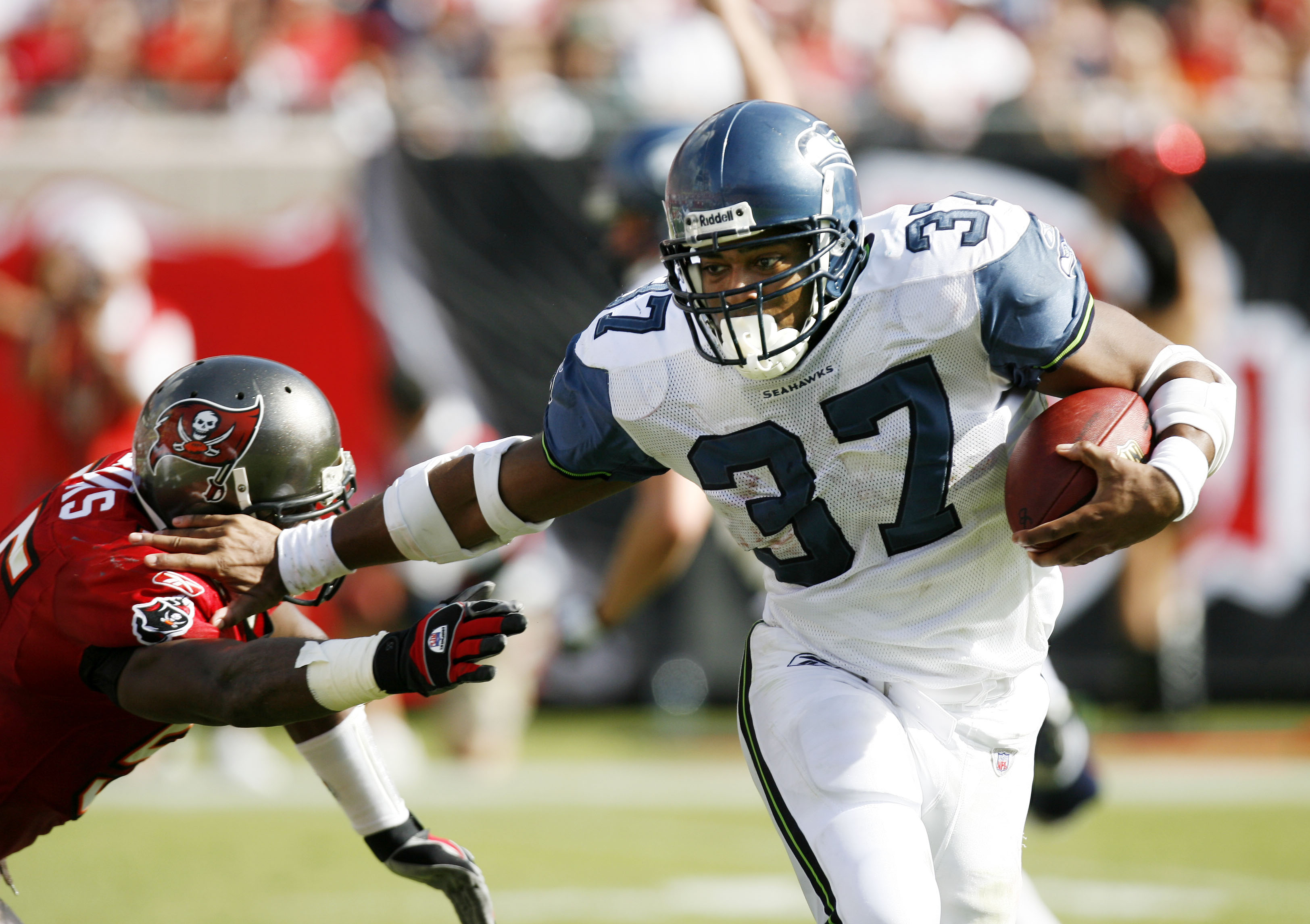 Former Alabama, NFL RB Shaun Alexander is namesake of the FWAA's Freshman  of the Year Award