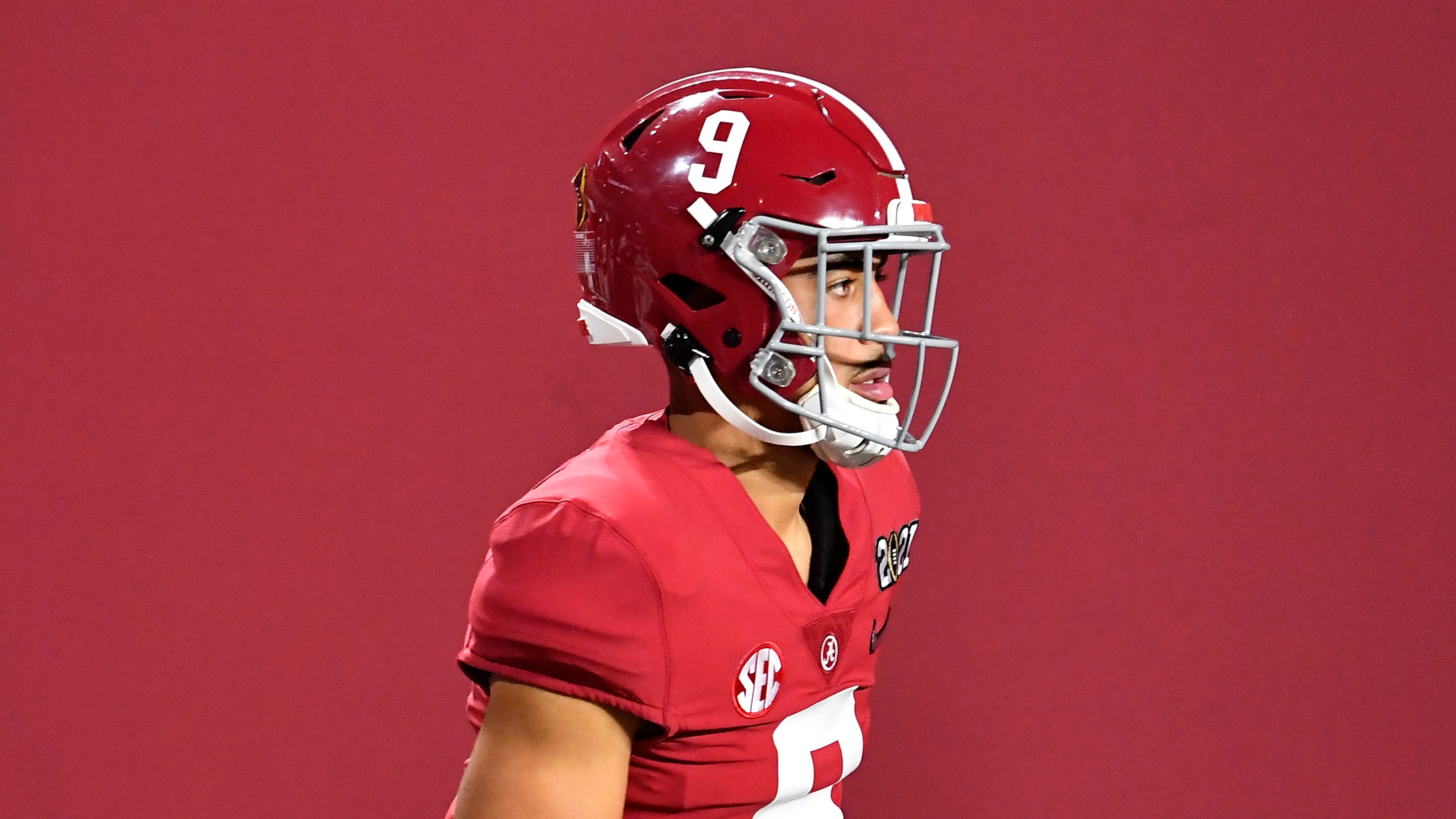 Alabama QB Bryce Young embracing NIL deals, transfer portal