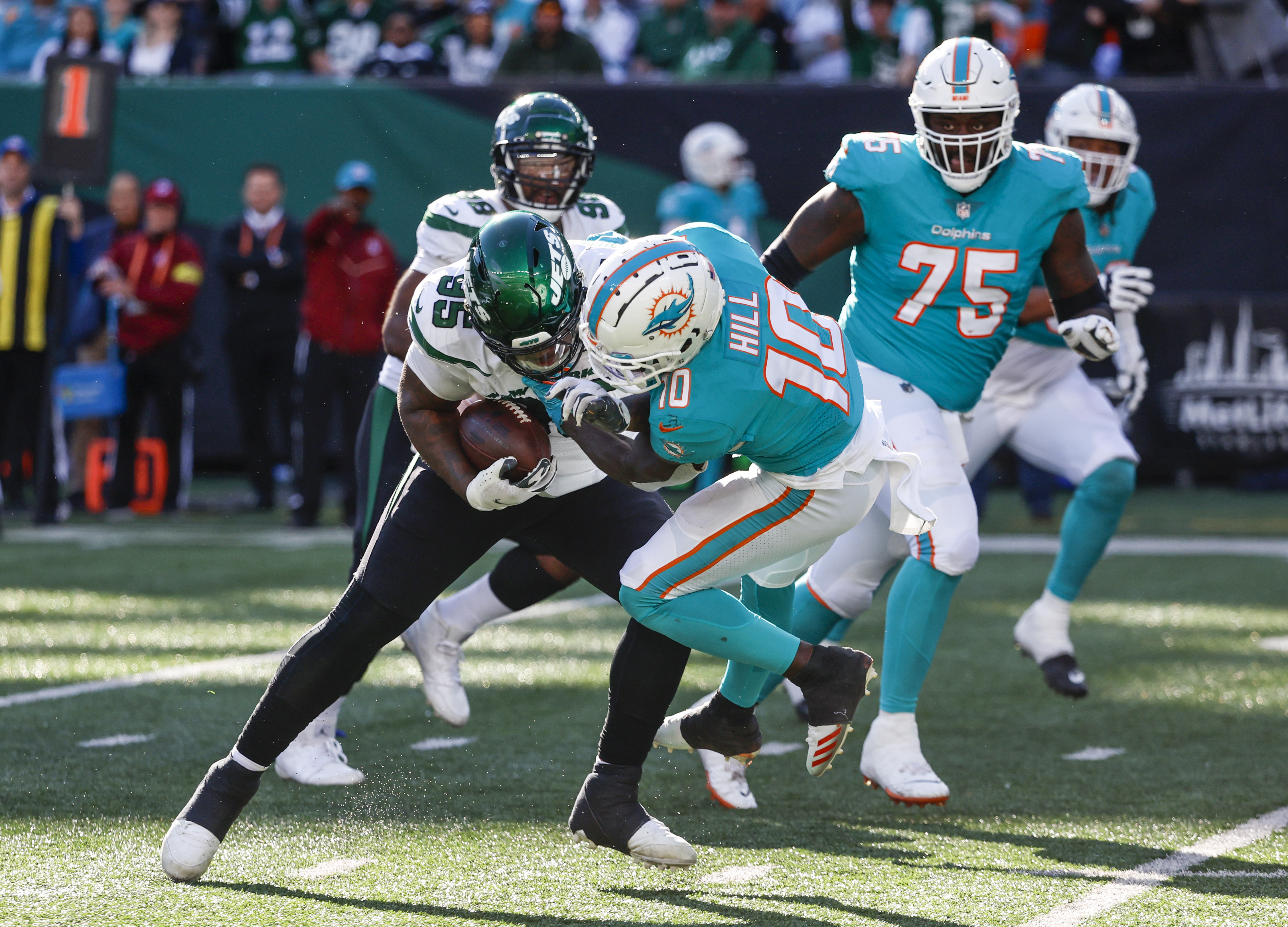 Dolphins' Tyreek Hill says he was 'disrespected as a man' by