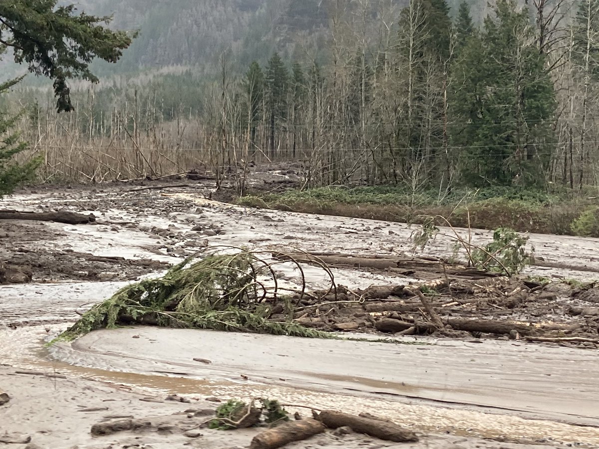 Landslides and flooding in Portland metro area, Columbia River