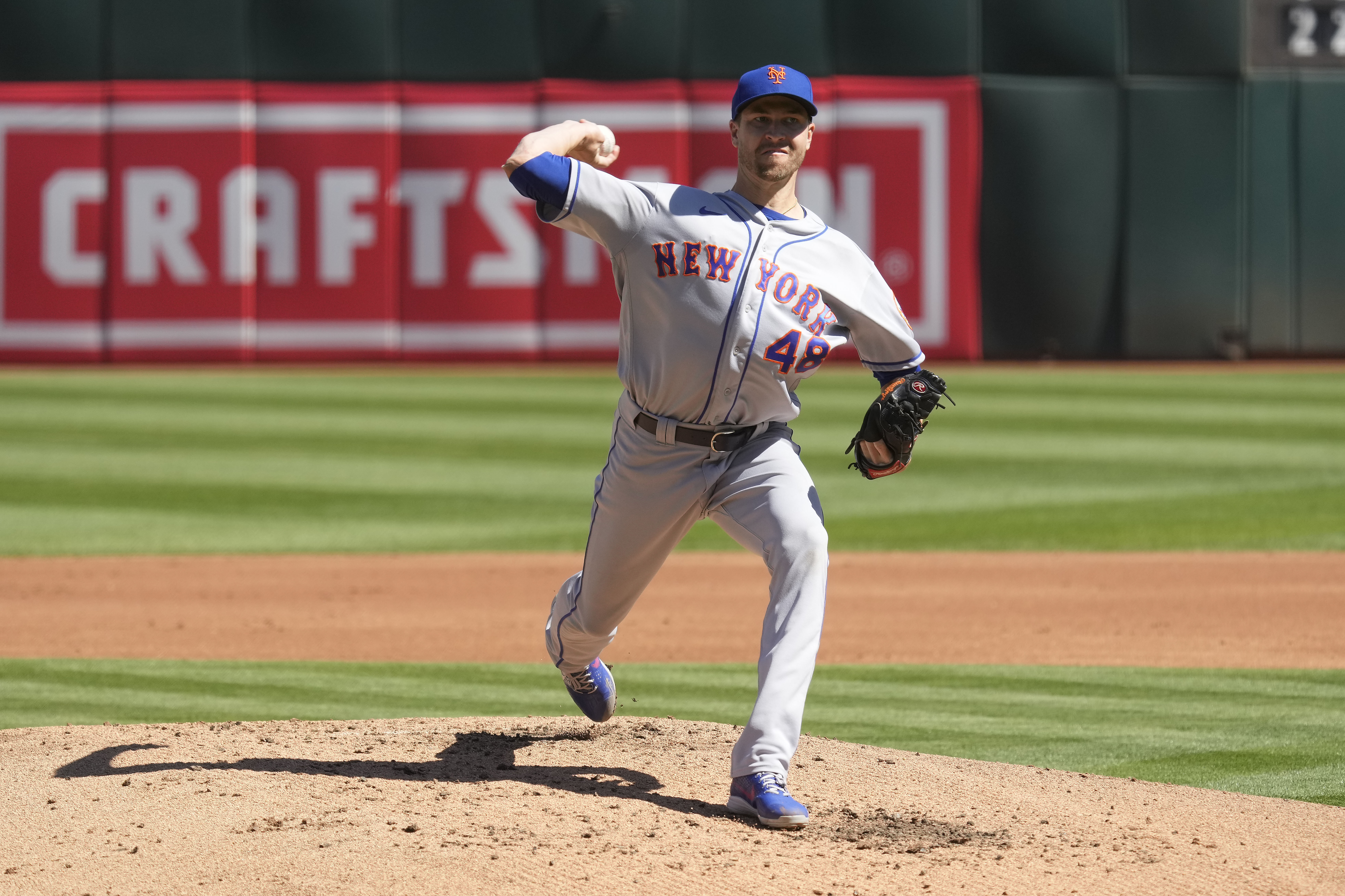 MLB free agency: Cy Young winner Jacob deGrom out of the NL East