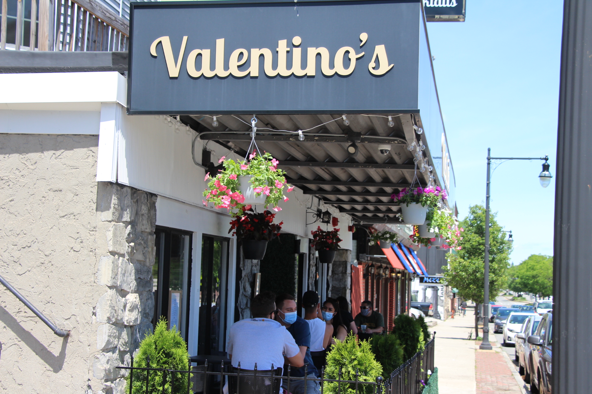 Worcester restaurants reopen with outdoor dining