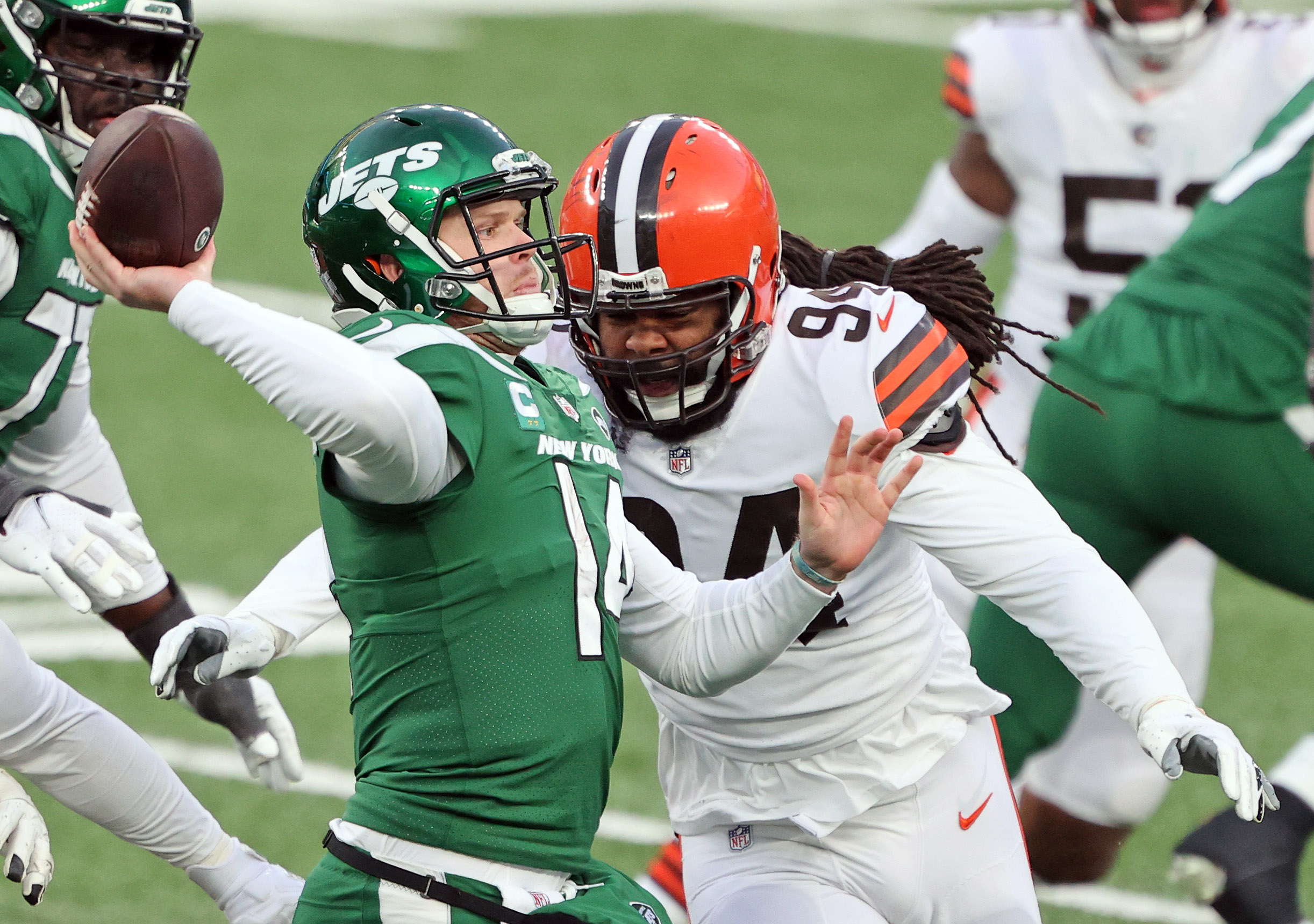 Mack Wilson feels Browns fans' wrath after Nick Chubb goes out