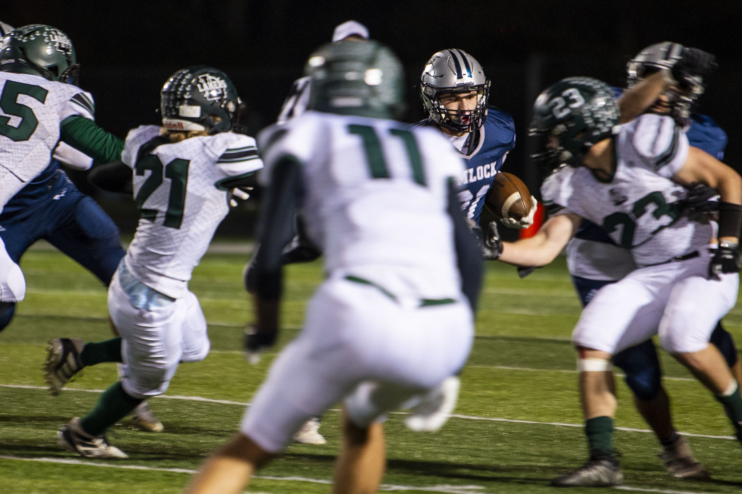 Laker High faces Hemlock in Division 7 district championship football ...
