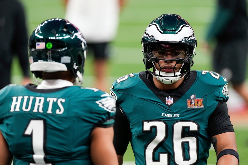 SAKANAQUARIUM　2015-2016“NF　Records　launc Saquon Barkley sets NFL all-time record for Eagles on first