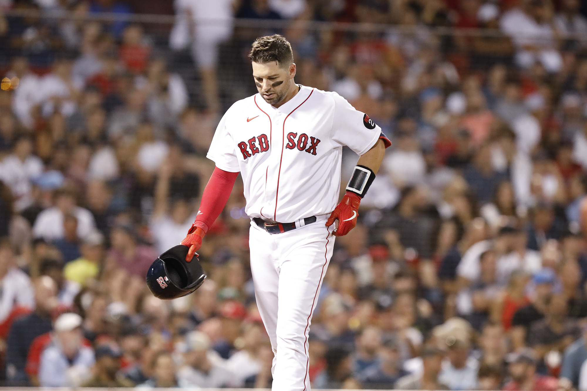 Boston Red Sox scratch Christian Vázquez from lineup vs. Astros on Monday  night; Kevin Plawecki now catching 