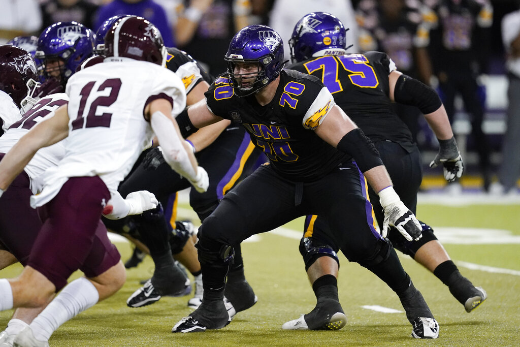 UNI football: Trevor Penning gives NFL scouts another look at his  athleticism - UNI Athletics