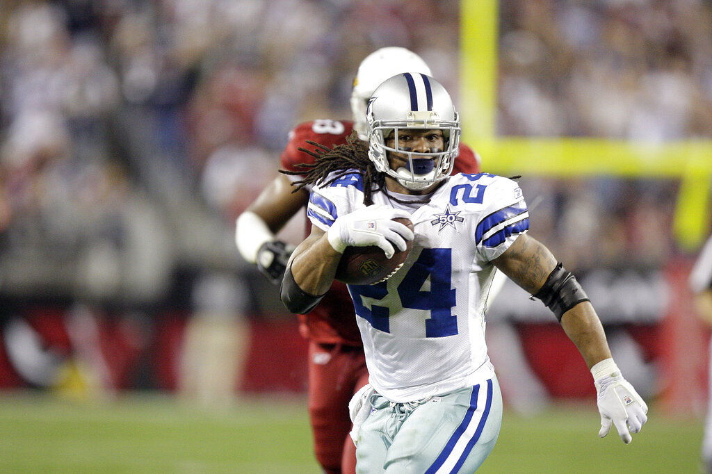 FOX Sports: NFL on X: Former Cowboys RB Marion Barber III, who played 7  seasons in the NFL, has passed away, per the @dallascowboys. Rest in Peace,  Marion. 