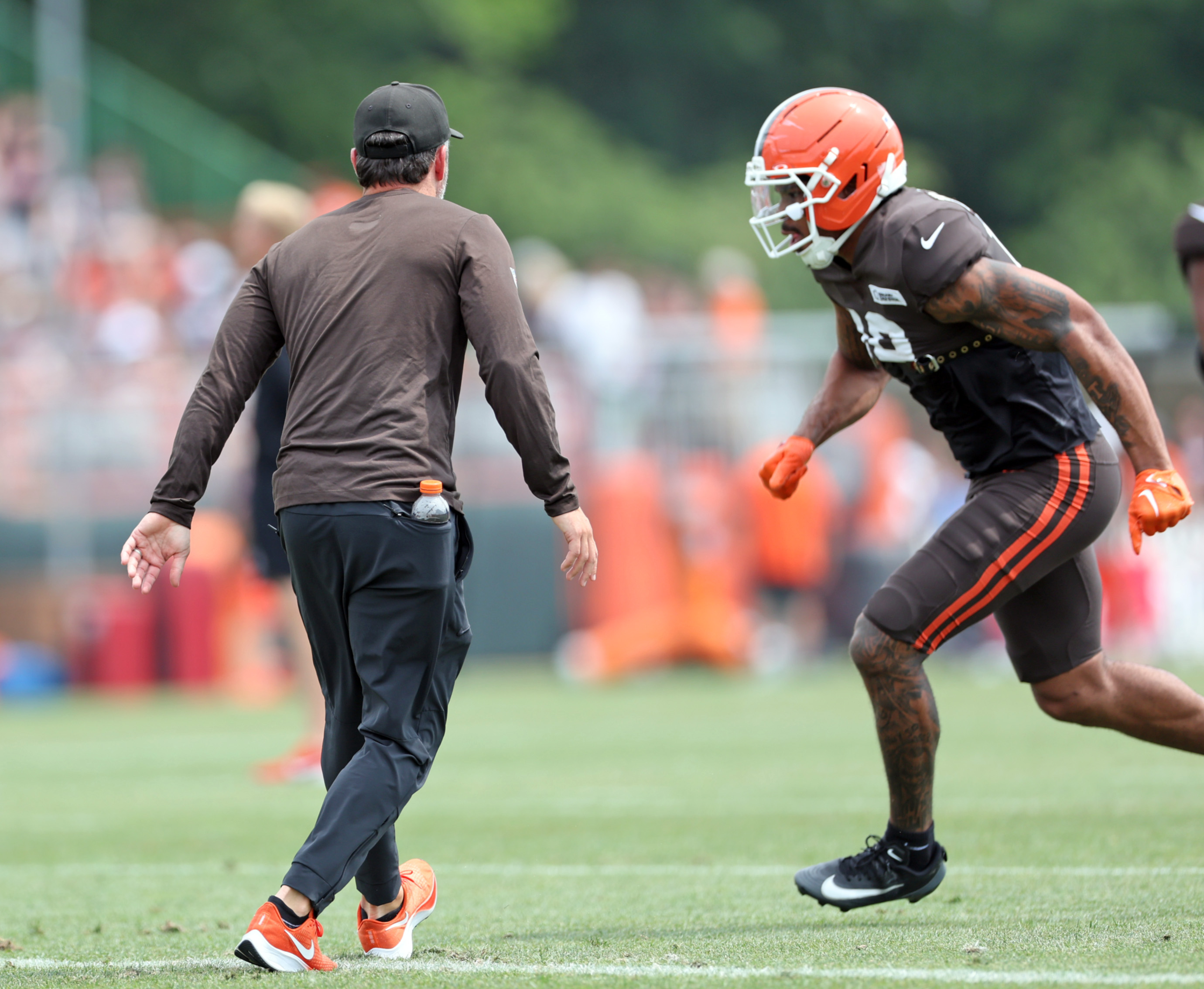 Kevin Stefanski on traveling to Philadelphia, Dillon Gabriel, Shedeur  Sanders, and more: Transcript - cleveland.com