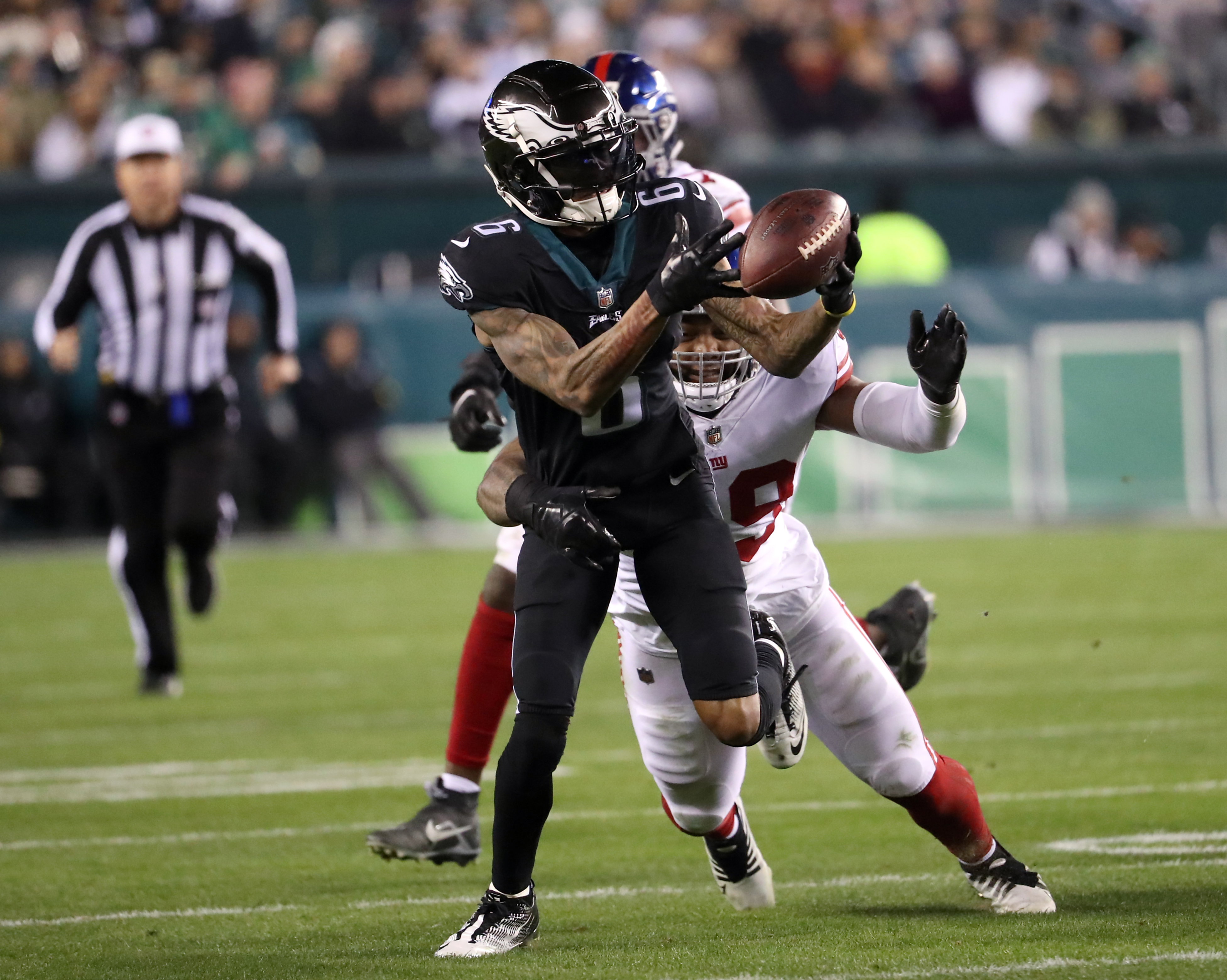 Jalen Hurts Philadelphia Eagles Game-Used White Pants vs. New York Giants  on January 21, 2023