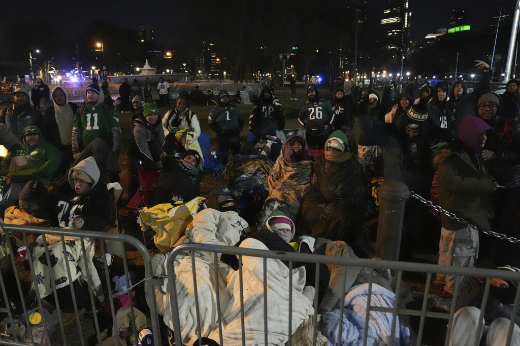 Philadelphia fans celebrate beloved Eagles with Super Bowl parade on ...