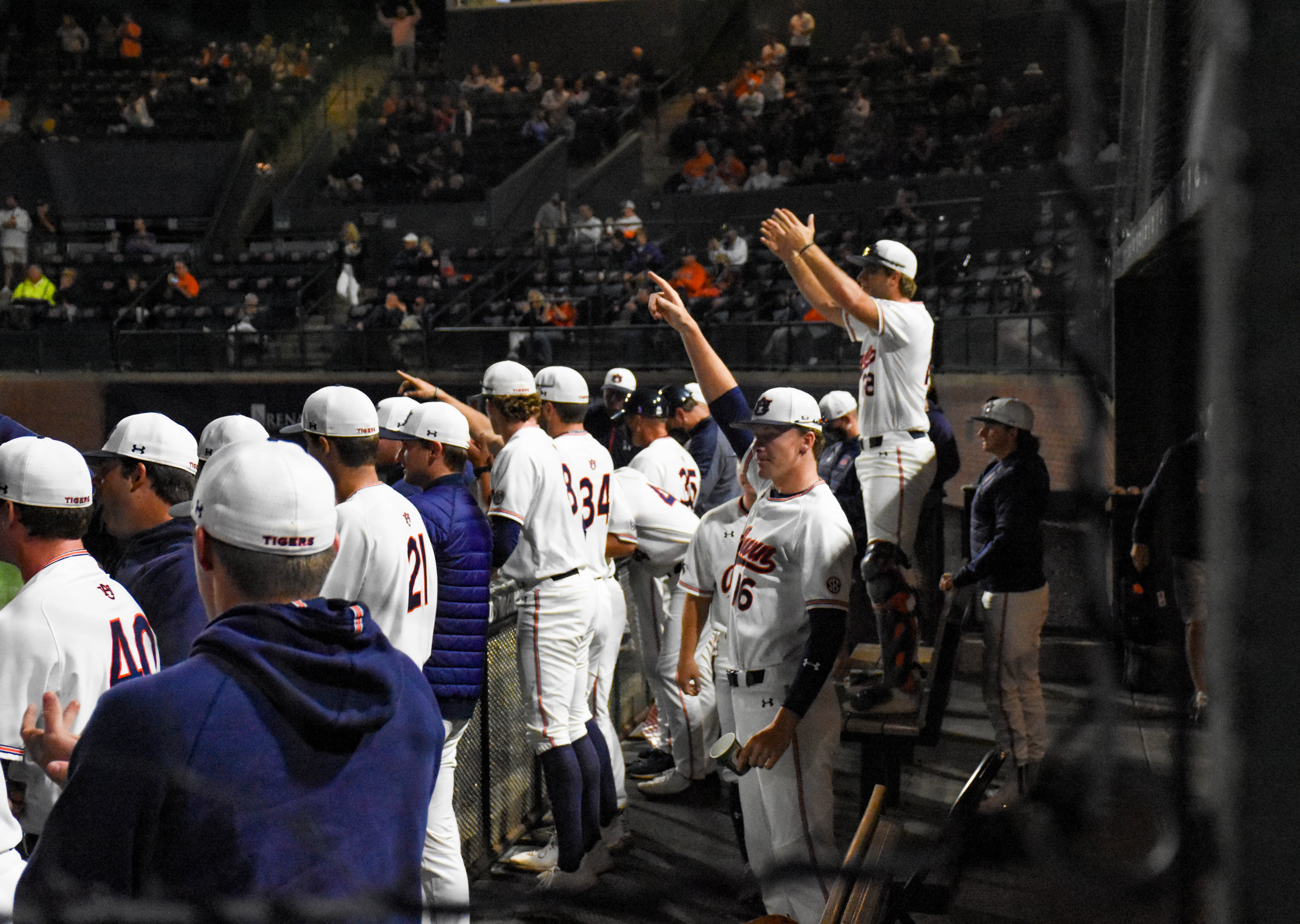 LSU takes down Auburn 8-3, Marceaux strikes out 11 LSU Baseball